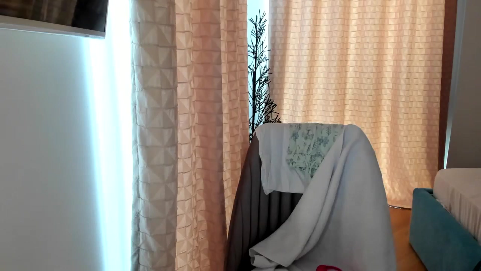 Gallery image thumbnail from S3XY_Anya's myfreecams stream on, 09/19/2023, 09:25 image 1 of 20