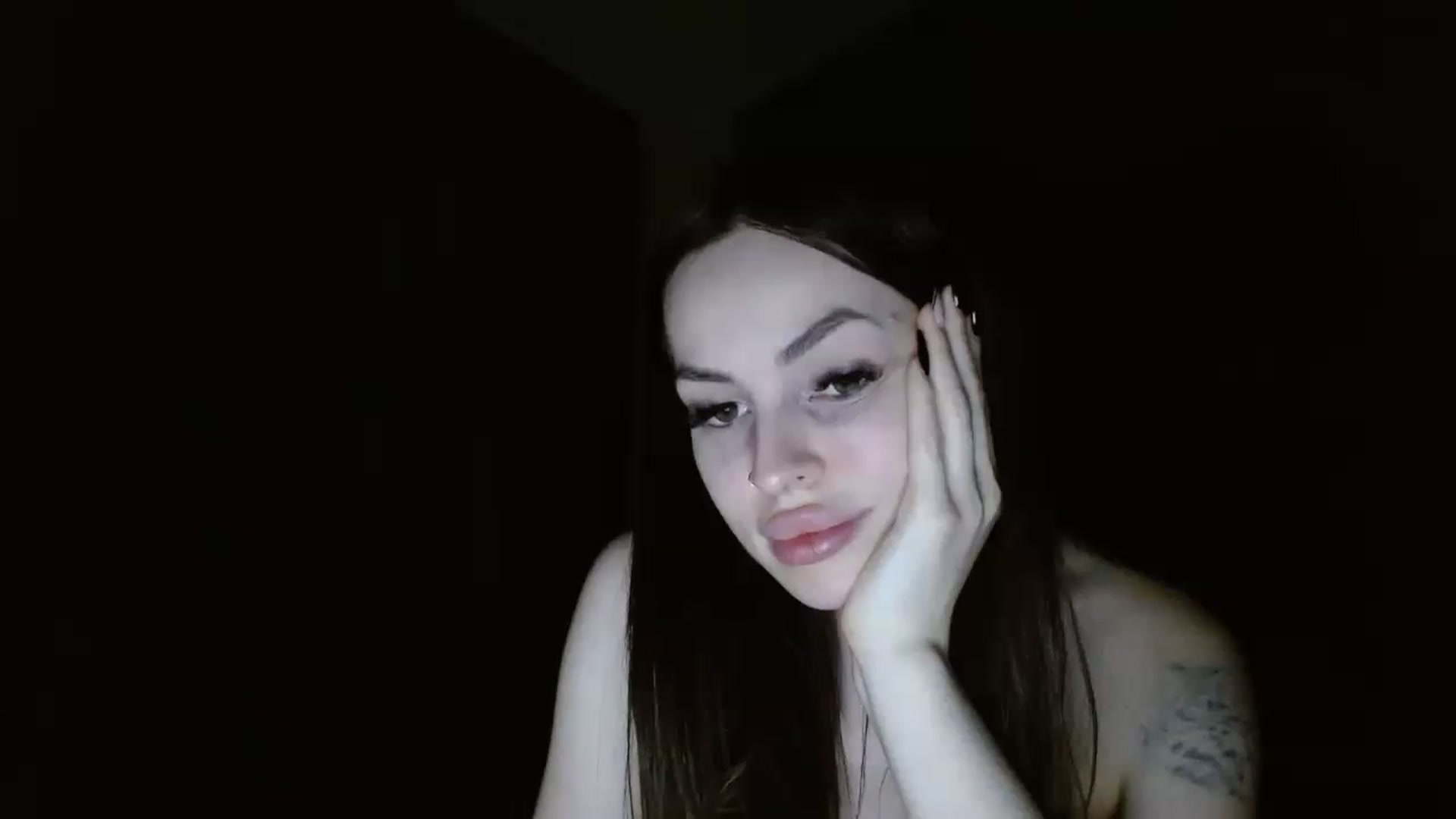 Gallery image thumbnail from SADGIRL__'s myfreecams stream on, 01/27/2023, 05:21 image 18 of 20