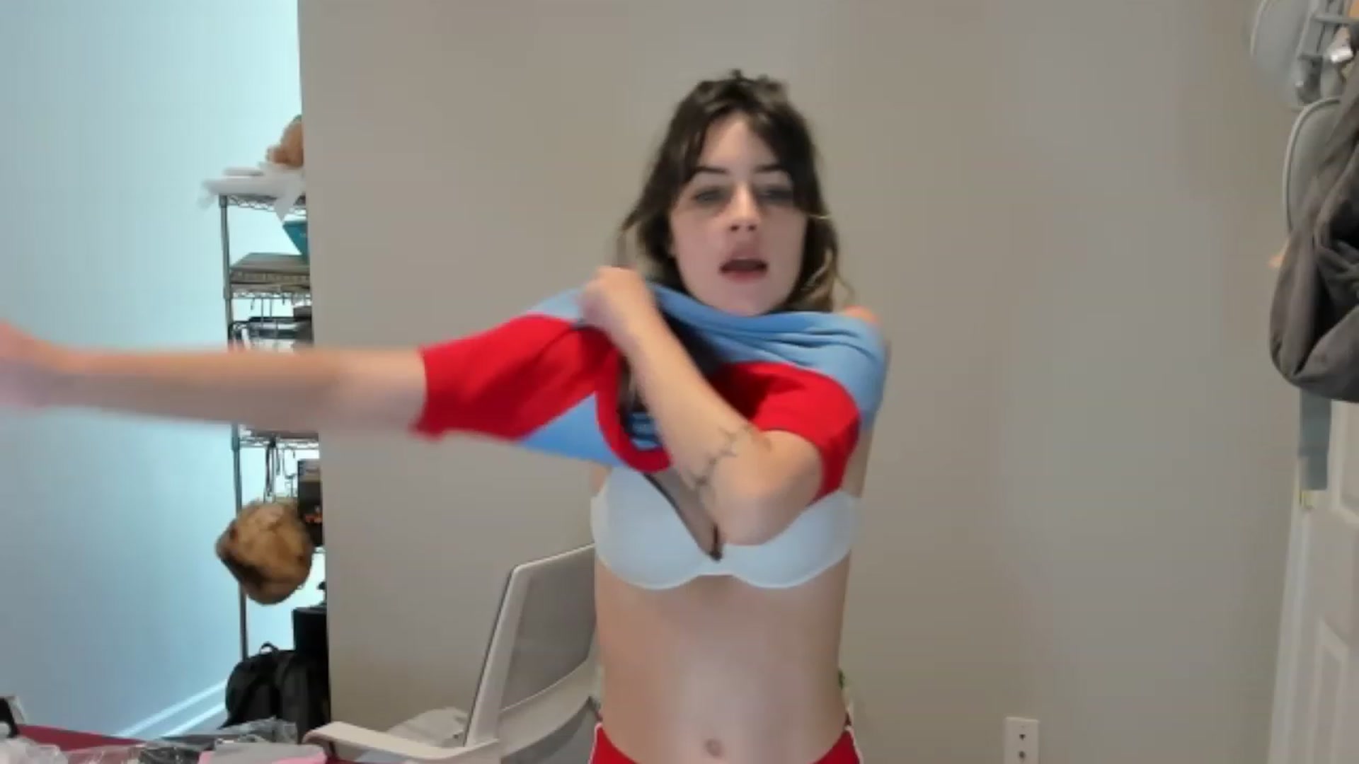 Gallery image thumbnail from SAGEBUNNY123's myfreecams stream on, 05/25/2023, 20:59 image 10 of 20