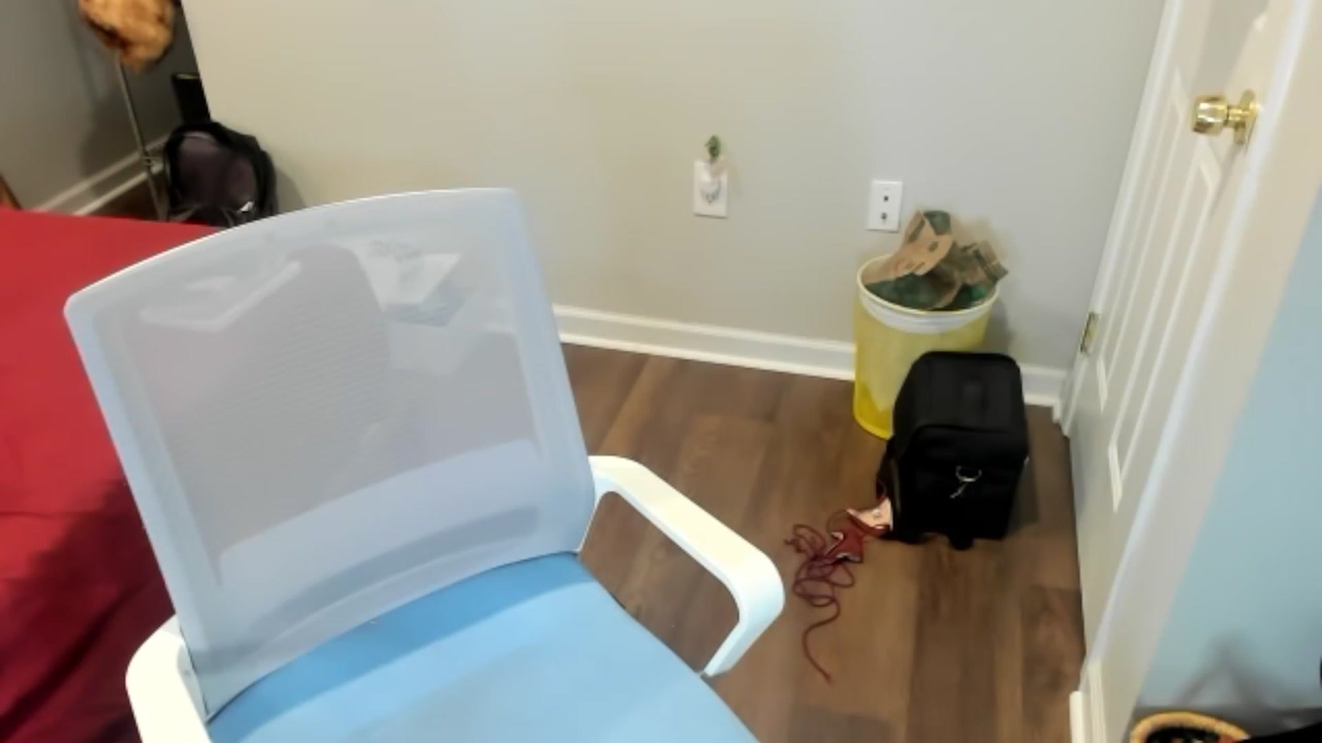 Gallery image thumbnail from SAGEBUNNY123's myfreecams stream on, 06/01/2023, 08:12 image 7 of 20