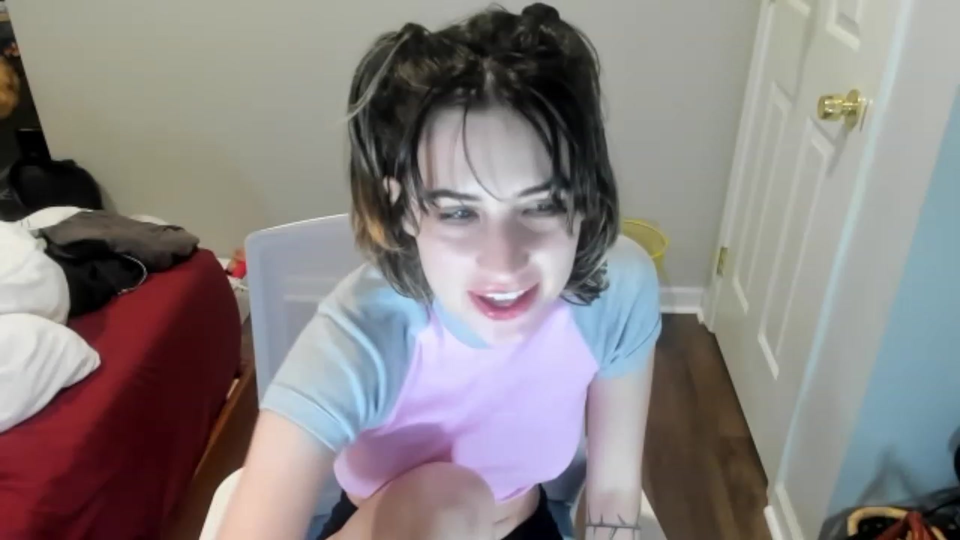 Gallery image thumbnail from SAGEBUNNY123's myfreecams stream on, 06/02/2023, 01:34 image 14 of 20