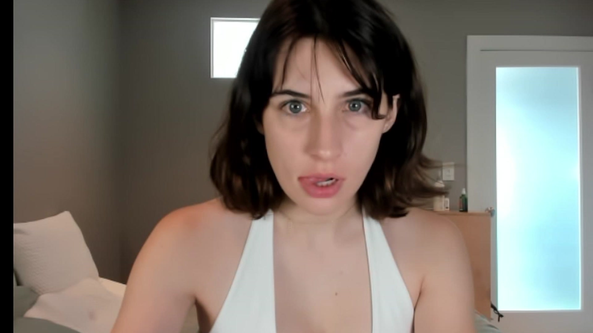 Gallery image thumbnail from SAGEBUNNY123's myfreecams stream on, 07/18/2023, 19:14 image 8 of 20