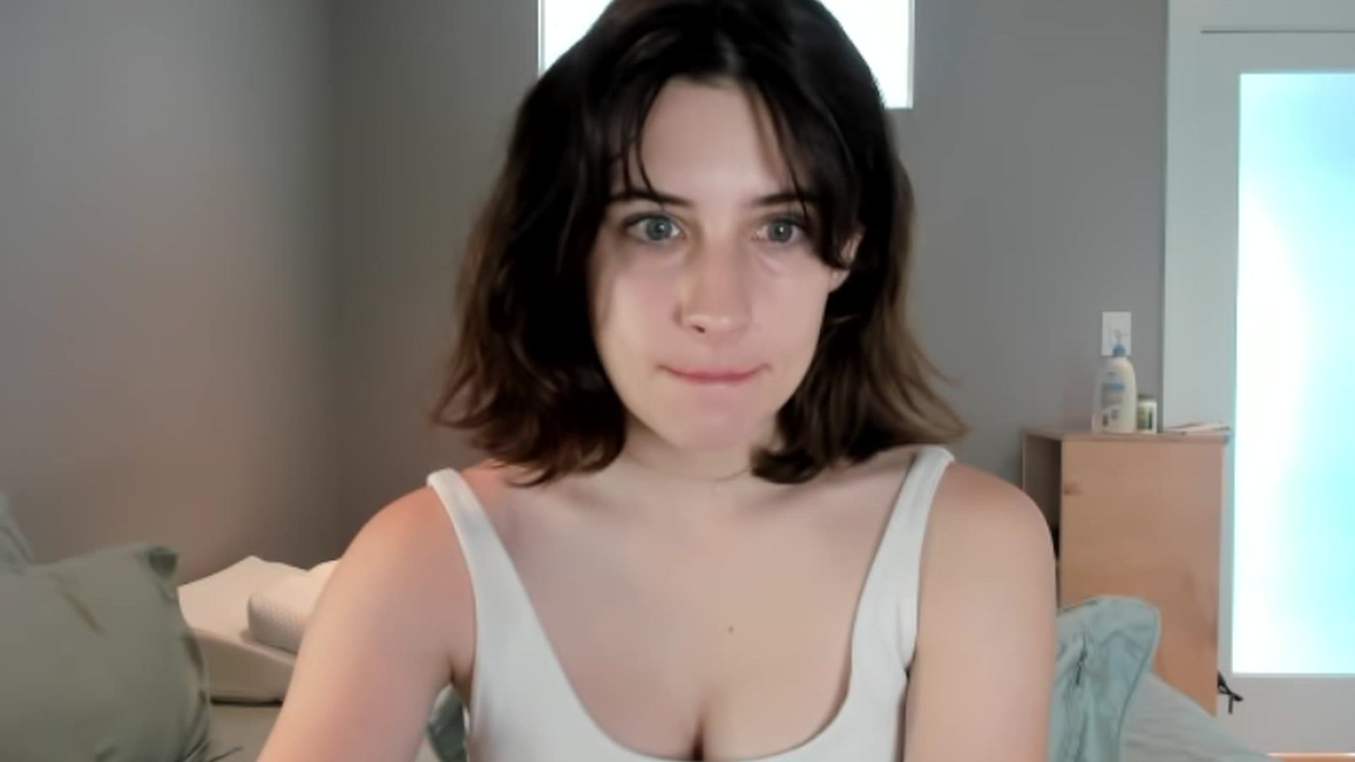 Gallery image thumbnail from SAGEBUNNY123's myfreecams stream on, 07/28/2023, 18:43 image 13 of 20