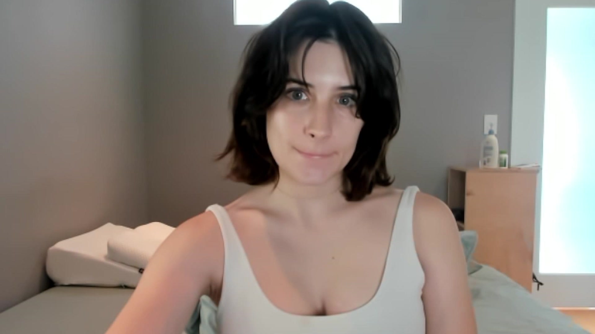 Gallery image thumbnail from SAGEBUNNY123's myfreecams stream on, 07/28/2023, 19:49 image 9 of 20