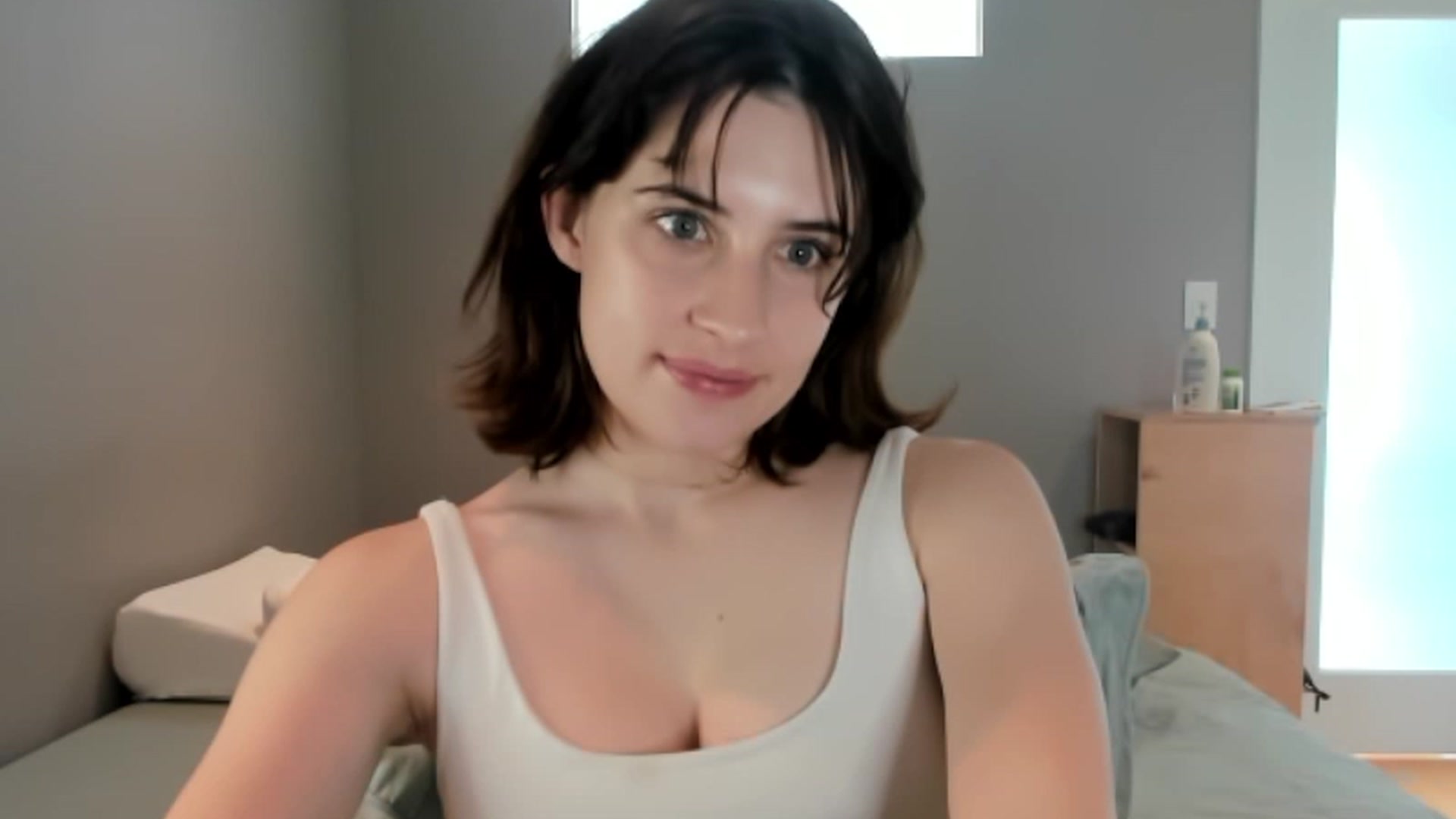 Gallery image thumbnail from SAGEBUNNY123's myfreecams stream on, 07/28/2023, 19:49 image 7 of 20