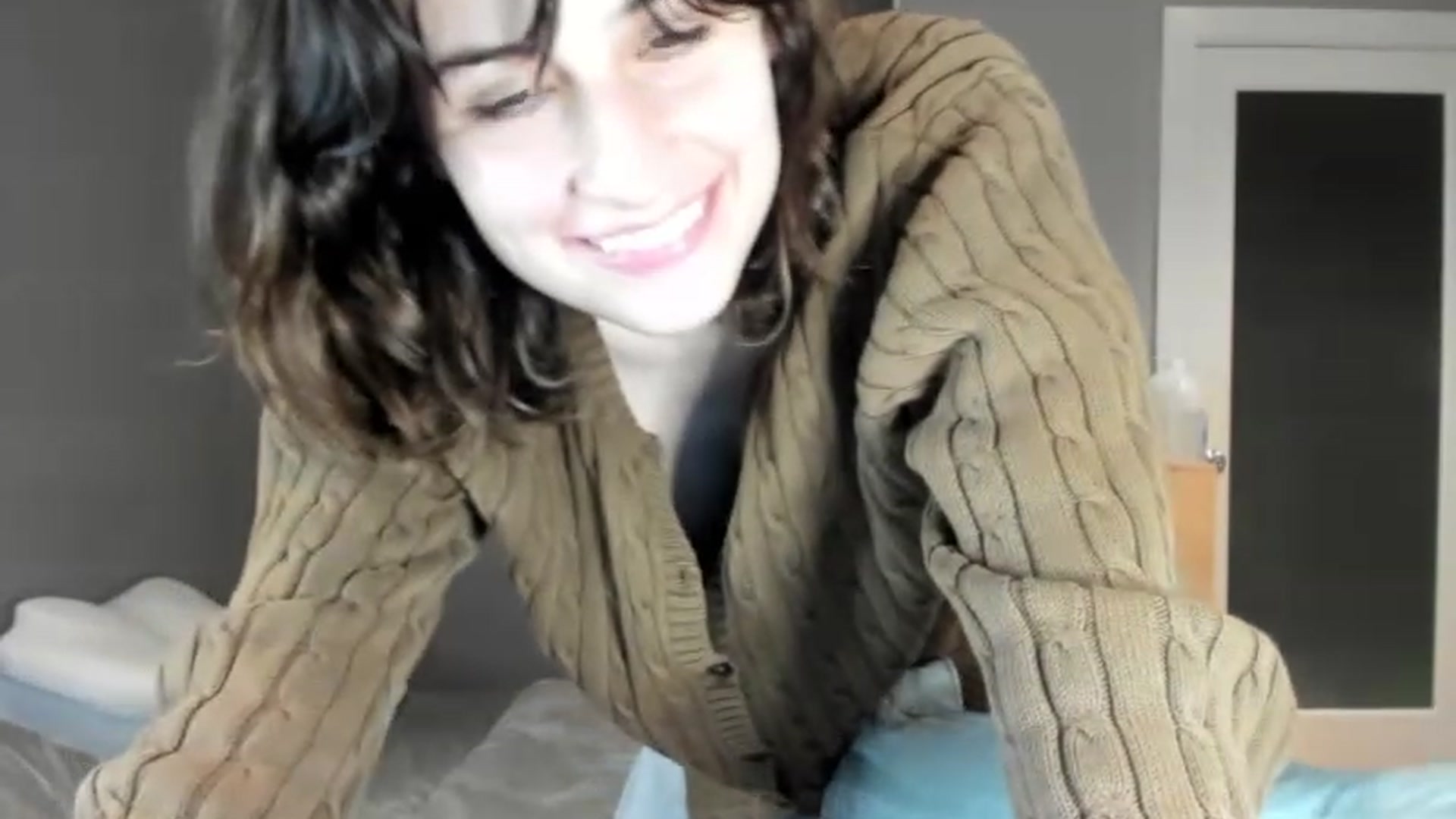 Gallery image thumbnail from SAGEBUNNY123's myfreecams stream on, 08/05/2023, 03:32 image 5 of 20