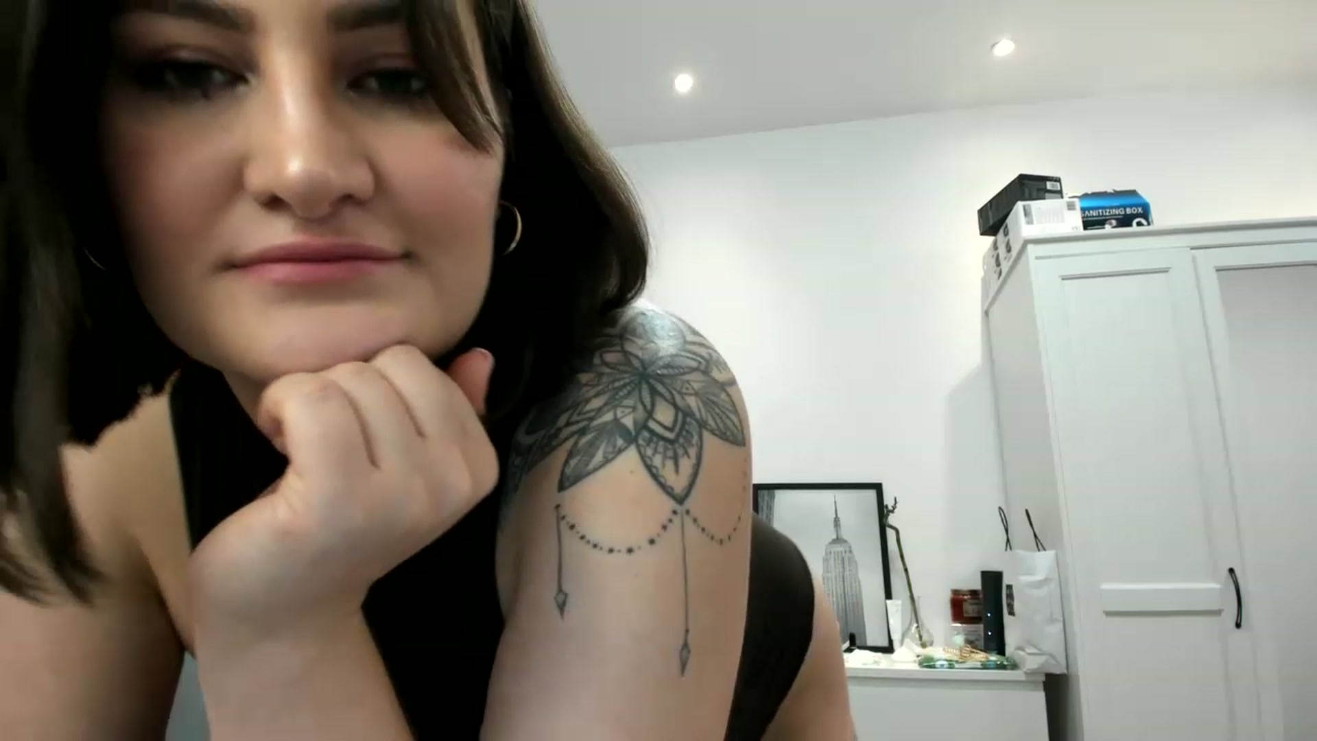 Gallery image thumbnail from SAINT_M's myfreecams stream on, 02/01/2023, 23:54 image 19 of 20