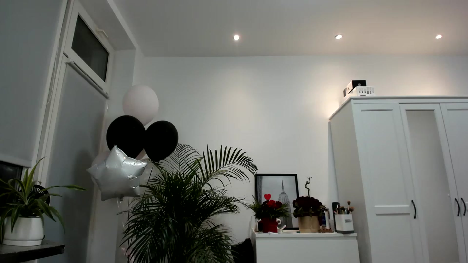 Gallery image thumbnail from SAINT_M's myfreecams stream on, 03/03/2023, 23:35 image 15 of 20