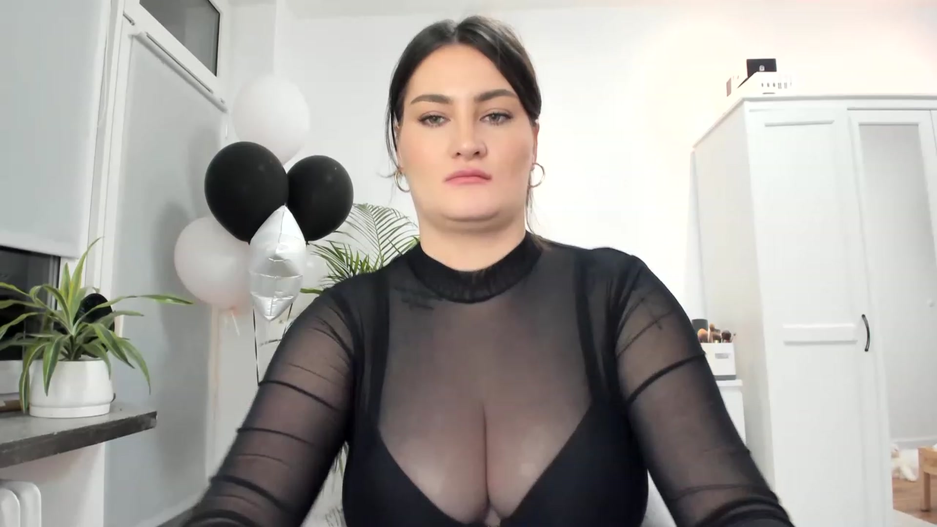 Gallery image thumbnail from SAINT_M's myfreecams stream on, 03/05/2023, 01:52 image 16 of 20