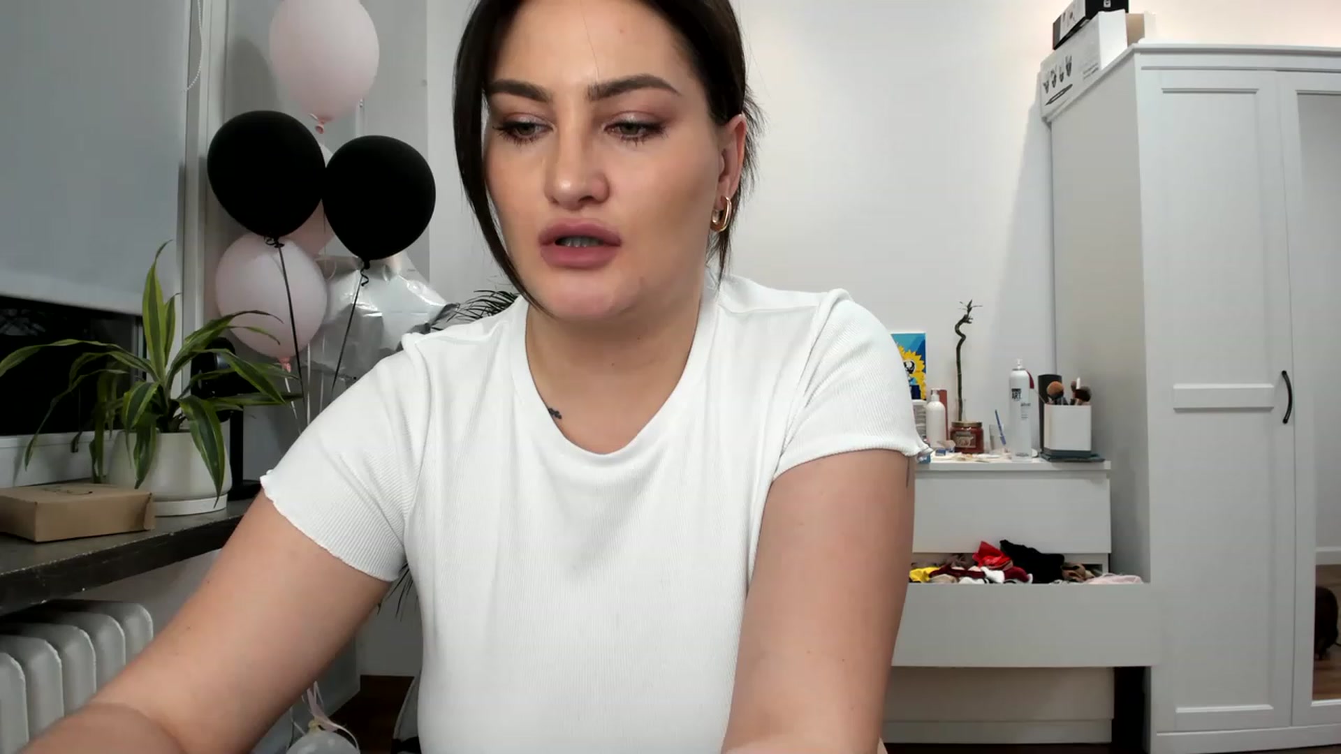 Gallery image thumbnail from SAINT_M's myfreecams stream on, 04/03/2023, 24:50 image 19 of 20