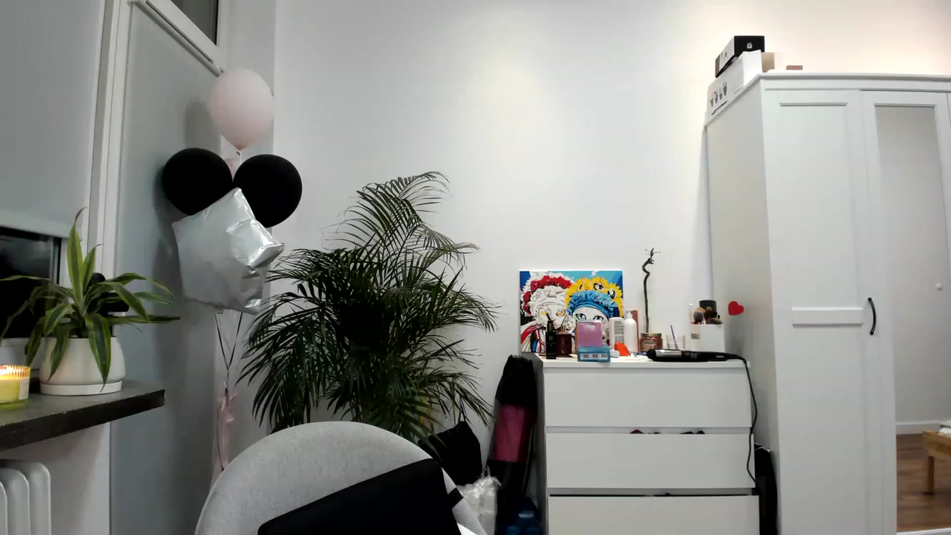 Gallery image thumbnail from SAINT_M's myfreecams stream on, 04/03/2023, 22:01 image 1 of 20