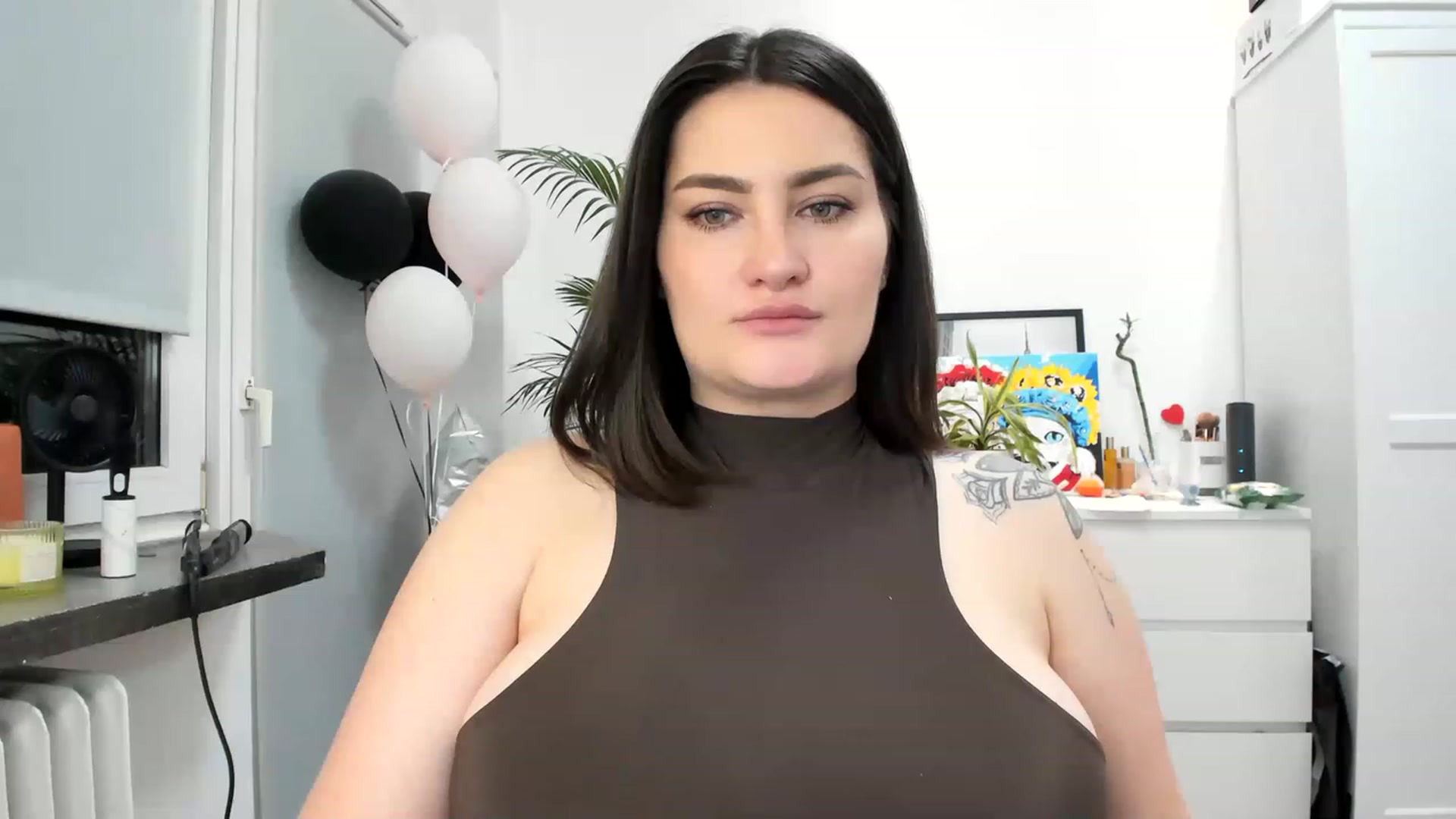 Gallery image thumbnail from SAINT_M's myfreecams stream on, 04/08/2023, 24:38 image 19 of 20