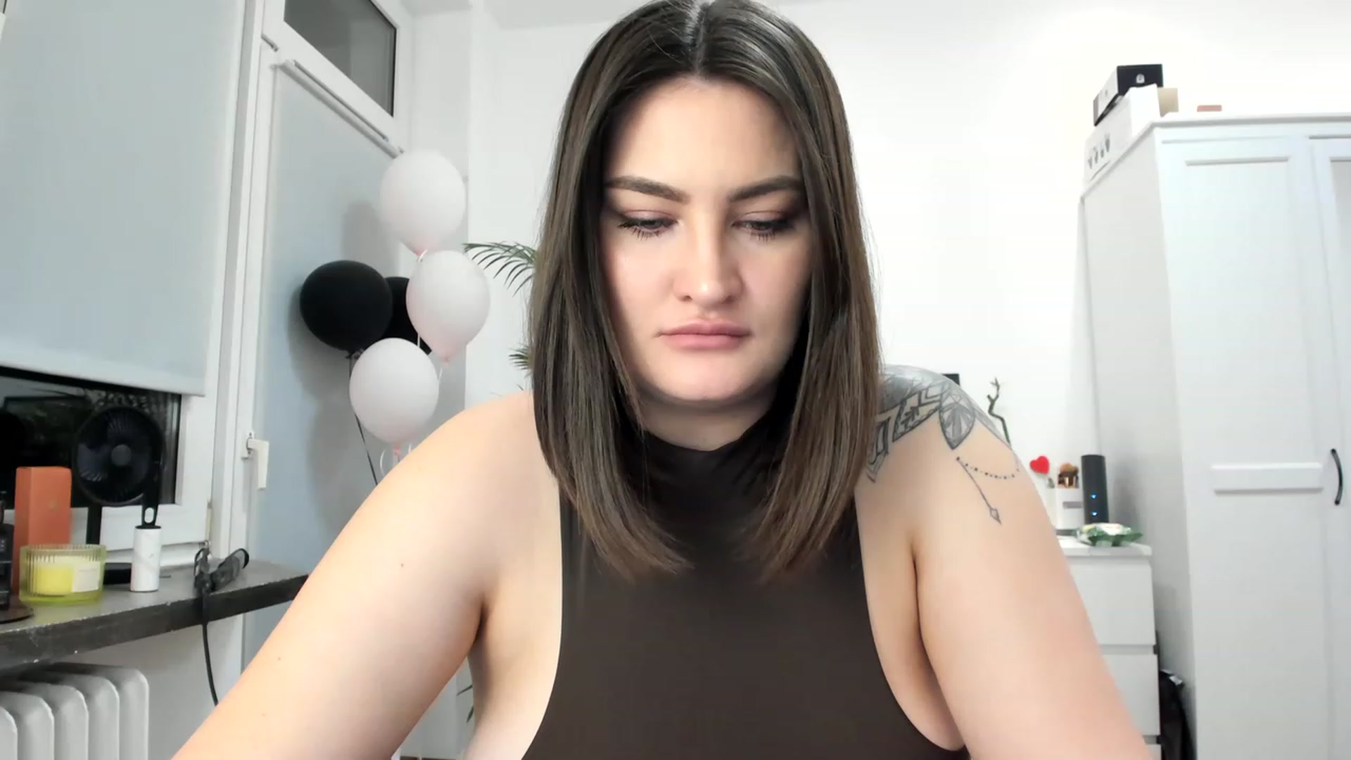 Gallery image thumbnail from SAINT_M's myfreecams stream on, 04/08/2023, 24:38 image 10 of 20