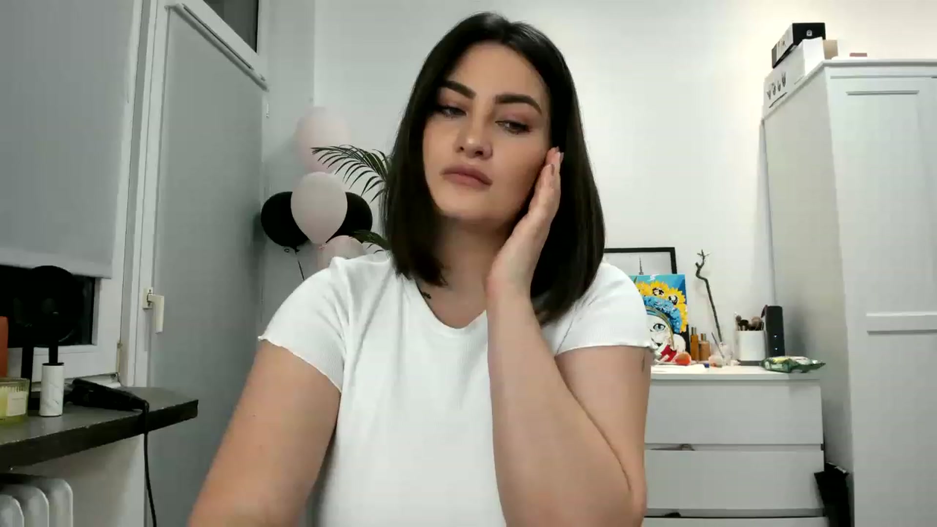 Gallery image thumbnail from SAINT_M's myfreecams stream on, 04/08/2023, 22:09 image 18 of 20