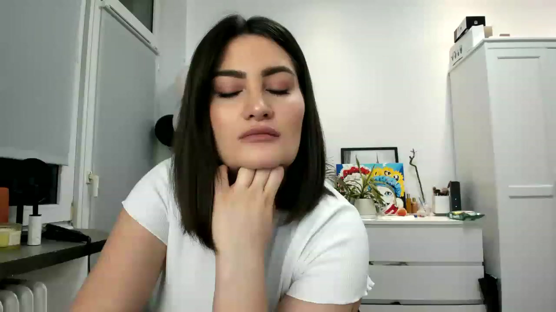 Gallery image thumbnail from SAINT_M's myfreecams stream on, 04/08/2023, 22:09 image 17 of 20