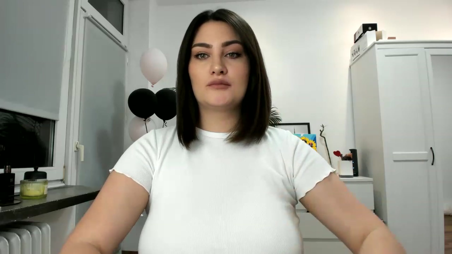 Gallery image thumbnail from SAINT_M's myfreecams stream on, 04/14/2023, 24:19 image 20 of 20