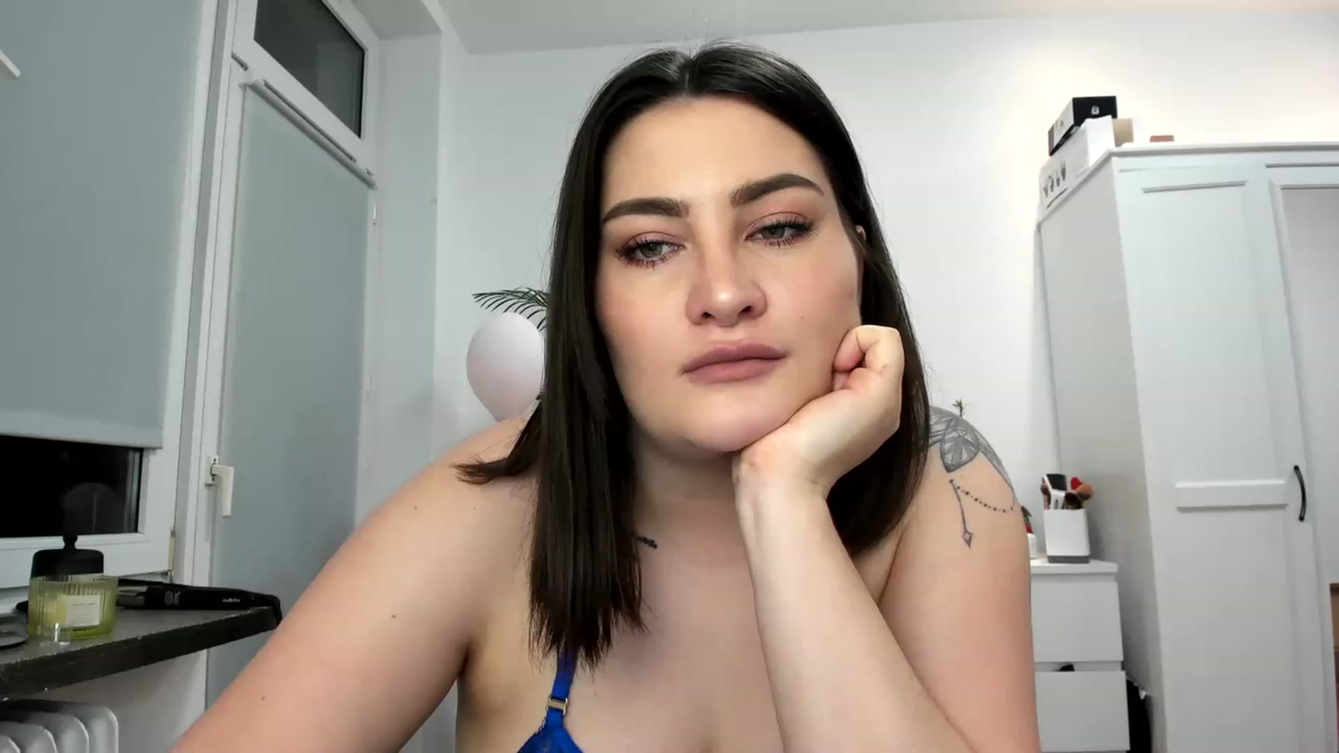 Gallery image thumbnail from SAINT_M's myfreecams stream on, 04/20/2023, 23:42 image 9 of 20