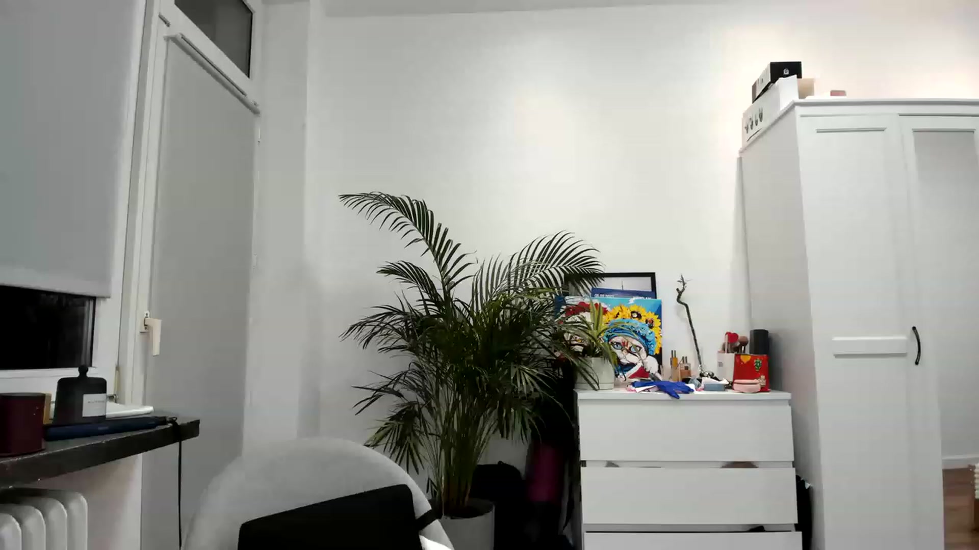 Gallery image thumbnail from SAINT_M's myfreecams stream on, 05/08/2023, 23:12 image 1 of 20