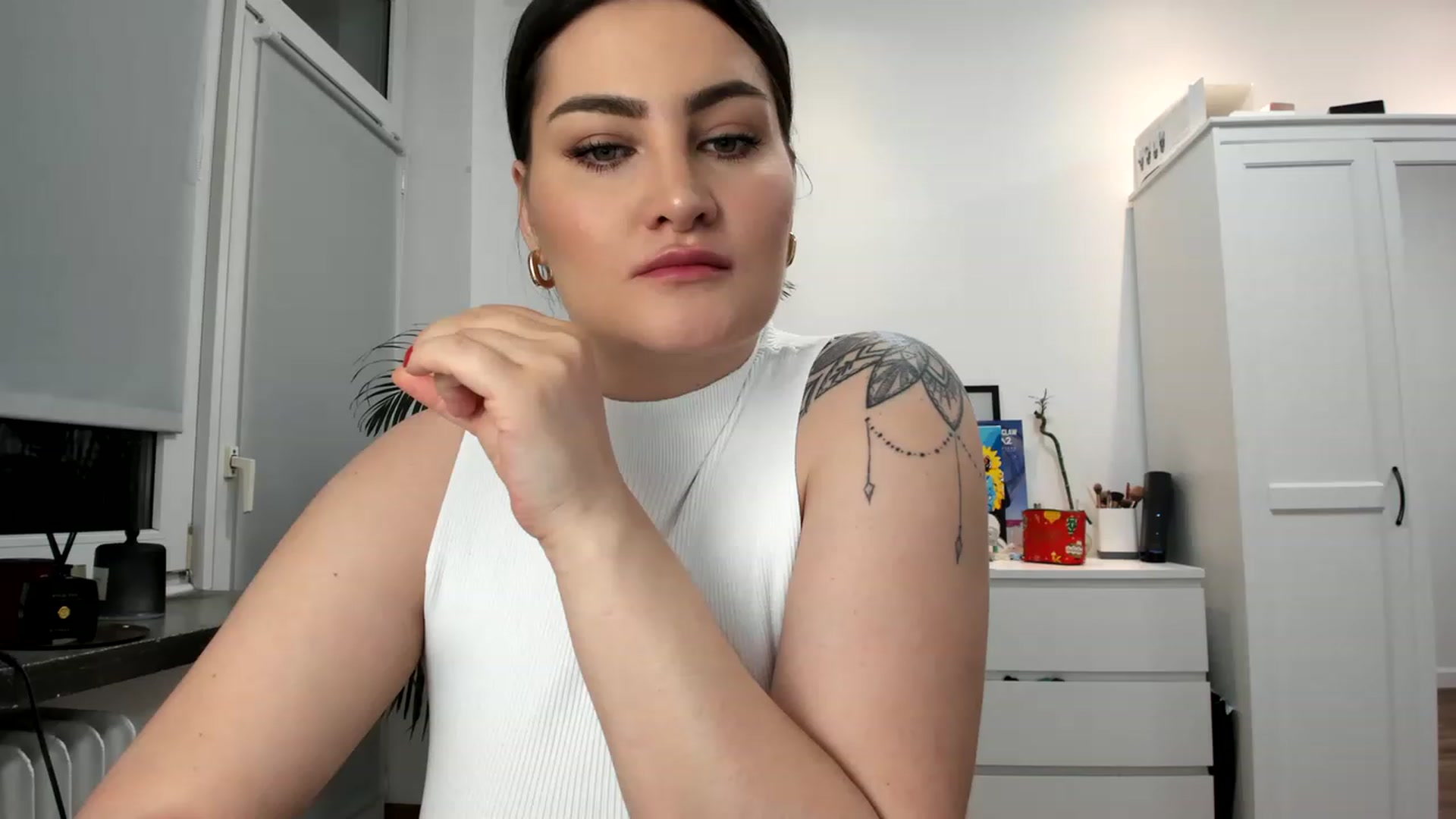 Gallery image thumbnail from SAINT_M's myfreecams stream on, 05/18/2023, 22:25 image 13 of 20
