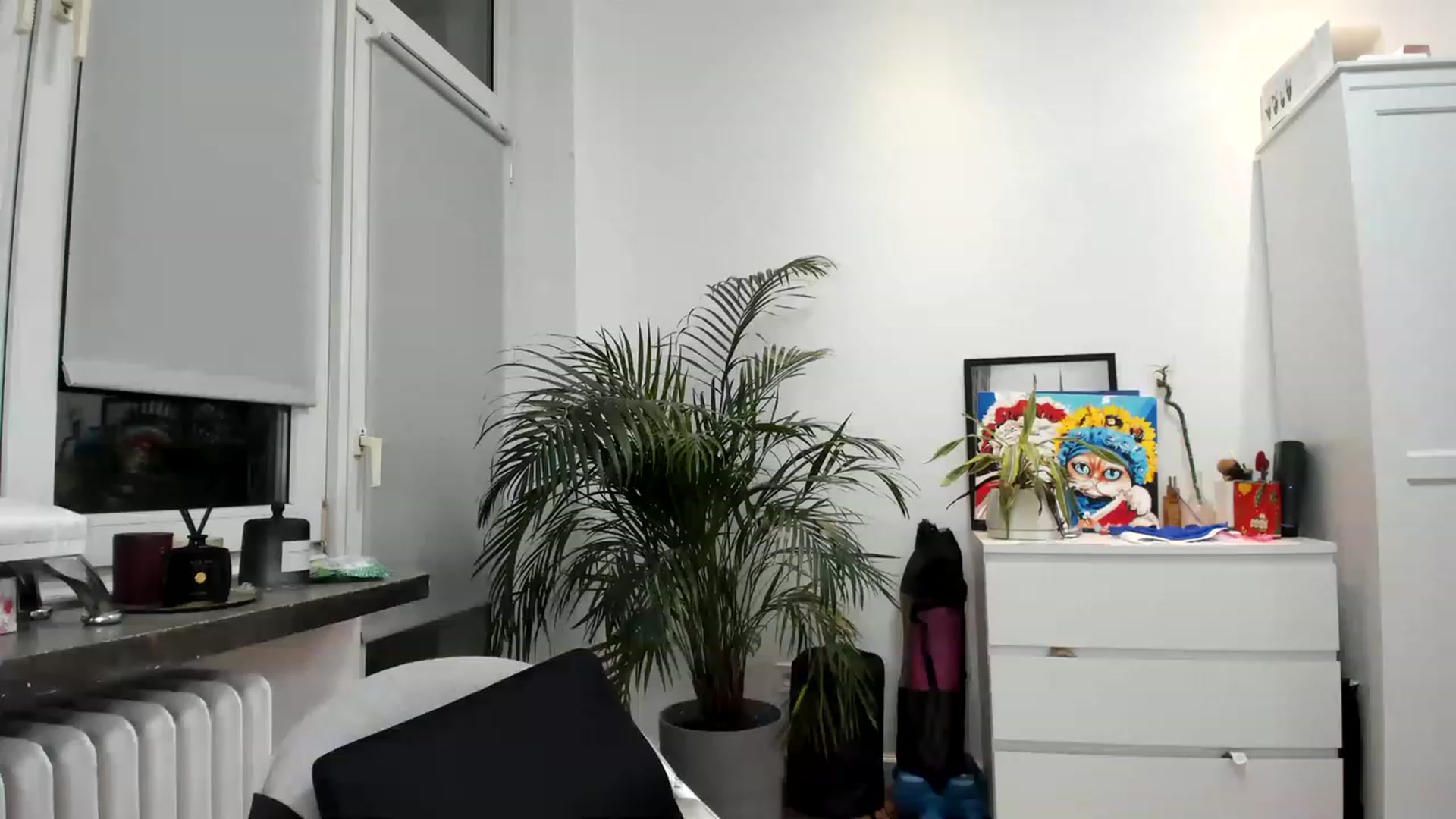 Gallery image thumbnail from SAINT_M's myfreecams stream on, 05/26/2023, 20:12 image 15 of 20