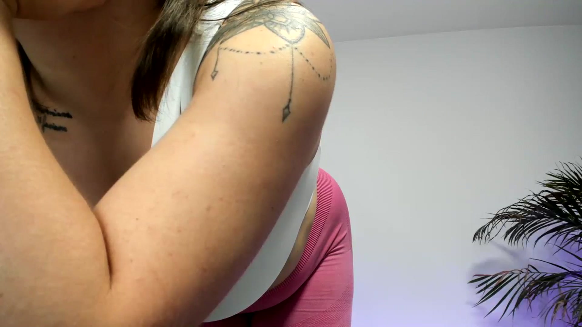 Gallery image thumbnail from SAINT_M's myfreecams stream on, 08/15/2023, 17:24 image 3 of 20