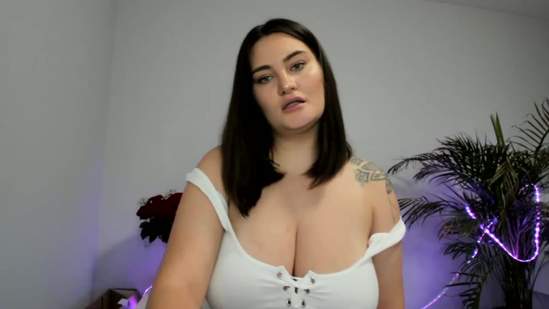 Gallery image thumbnail from SAINT_M's myfreecams stream on, 08/17/2023, 22:17 image 10 of 20
