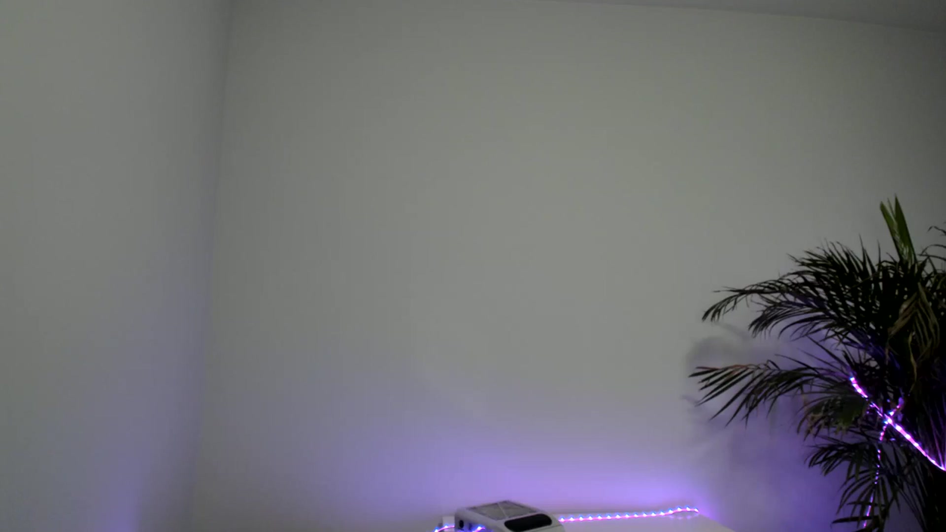 Gallery image thumbnail from SAINT_M's myfreecams stream on, 08/18/2023, 21:20 image 18 of 20