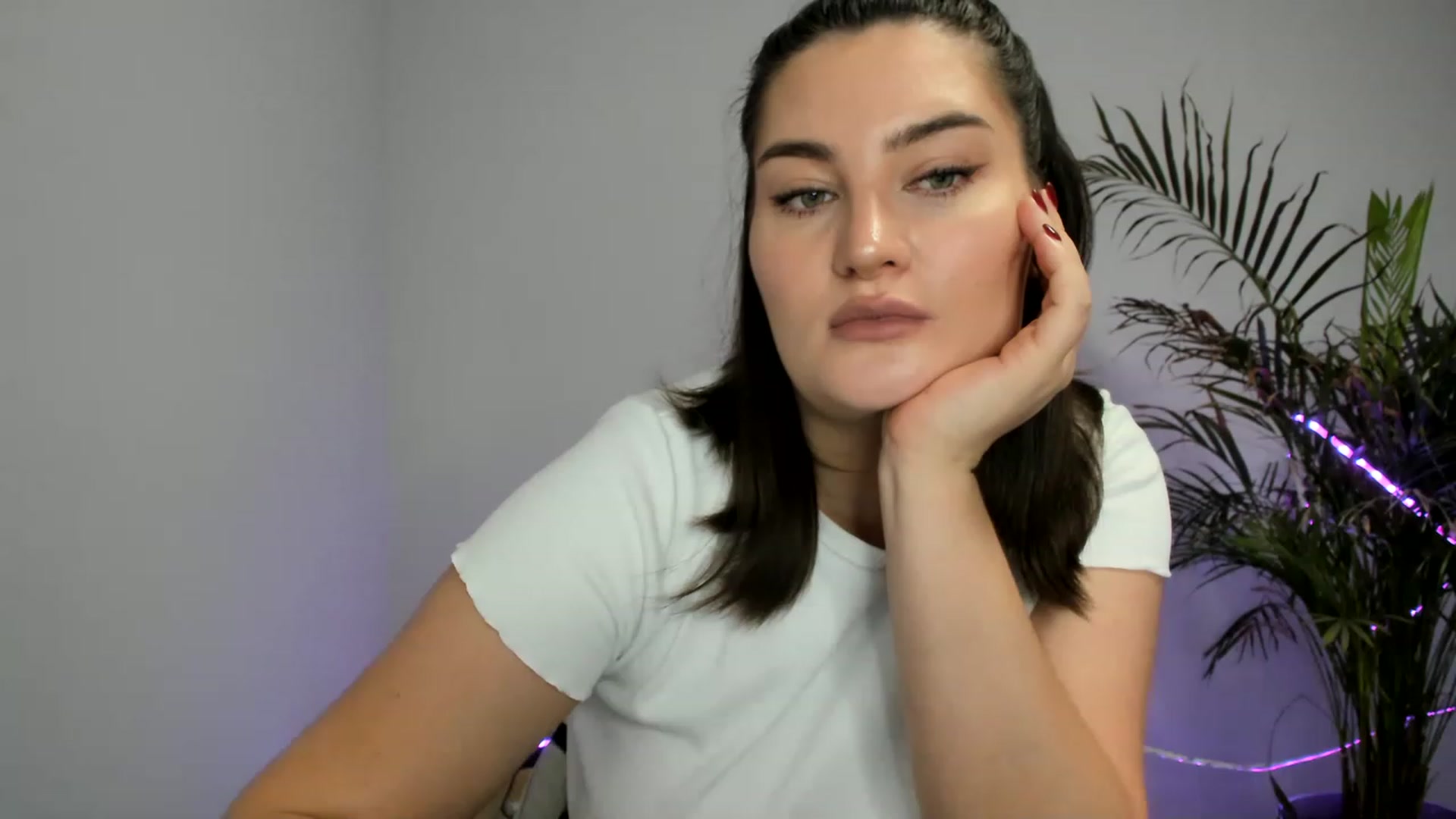 Gallery image thumbnail from SAINT_M's myfreecams stream on, 08/22/2023, 23:10 image 15 of 20