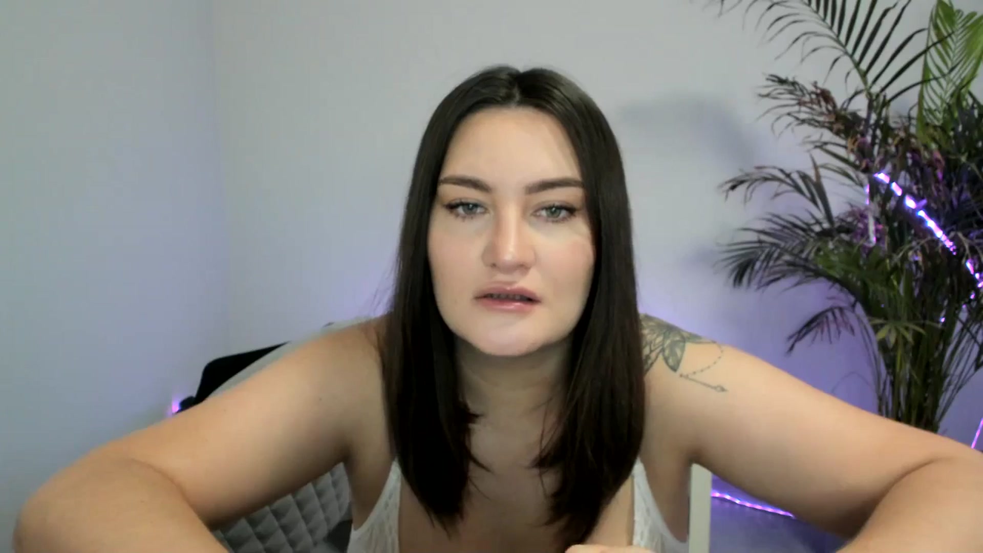 Gallery image thumbnail from SAINT_M's myfreecams stream on, 08/27/2023, 21:28 image 3 of 20