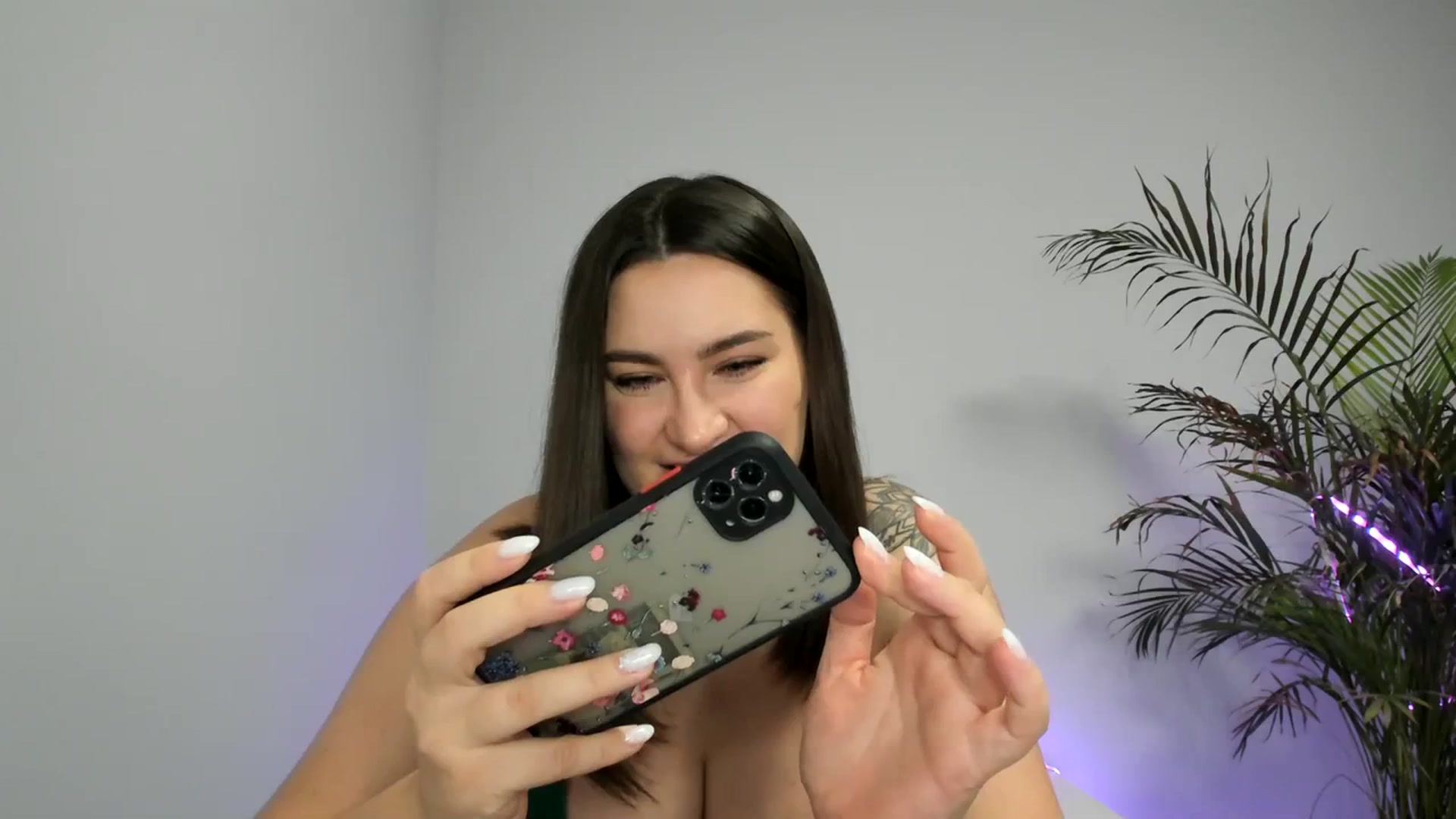 Gallery image thumbnail from SAINT_M's myfreecams stream on, 08/31/2023, 22:22 image 11 of 20
