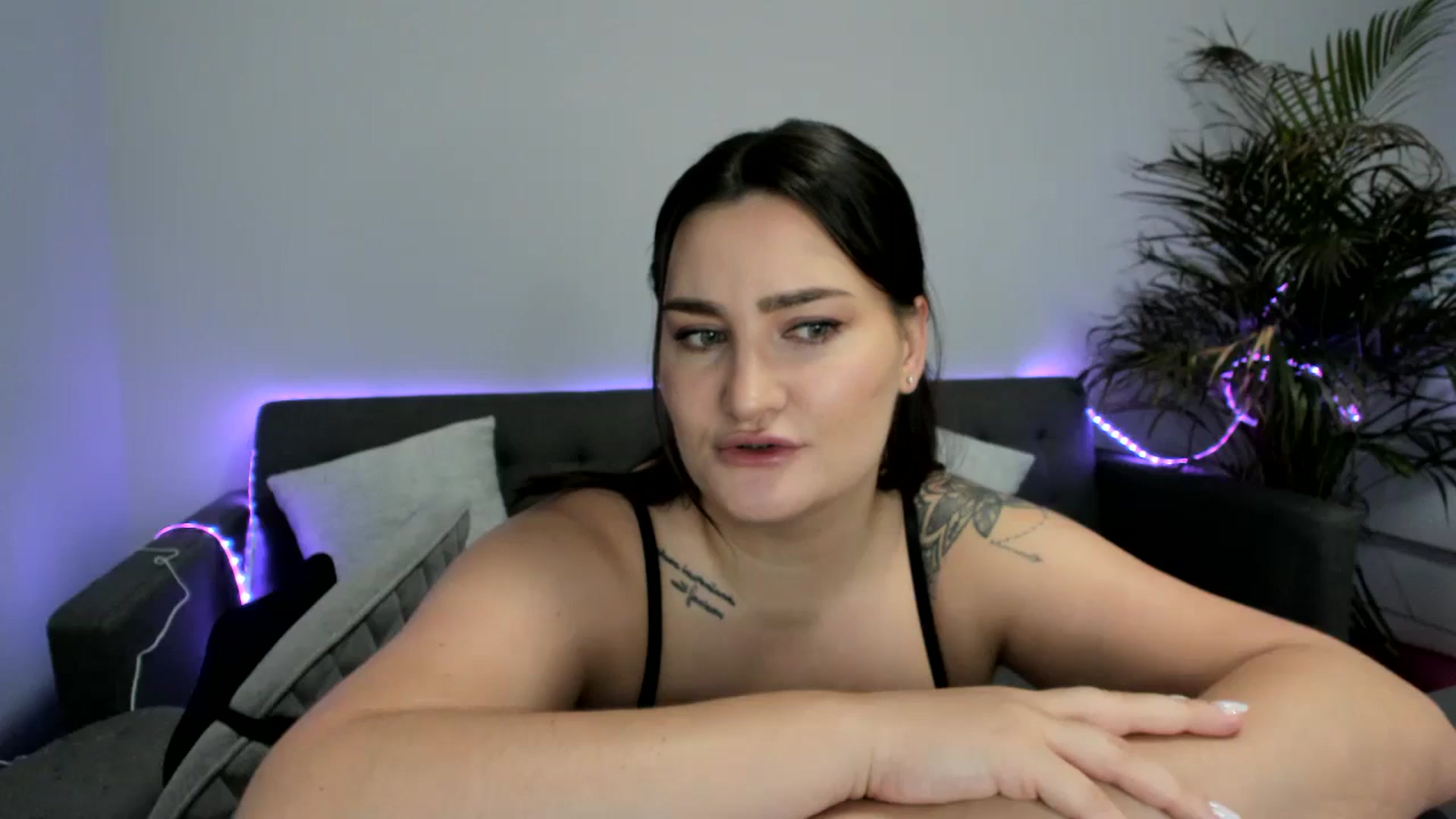Gallery image thumbnail from SAINT_M's myfreecams stream on, 09/07/2023, 21:20 image 1 of 20