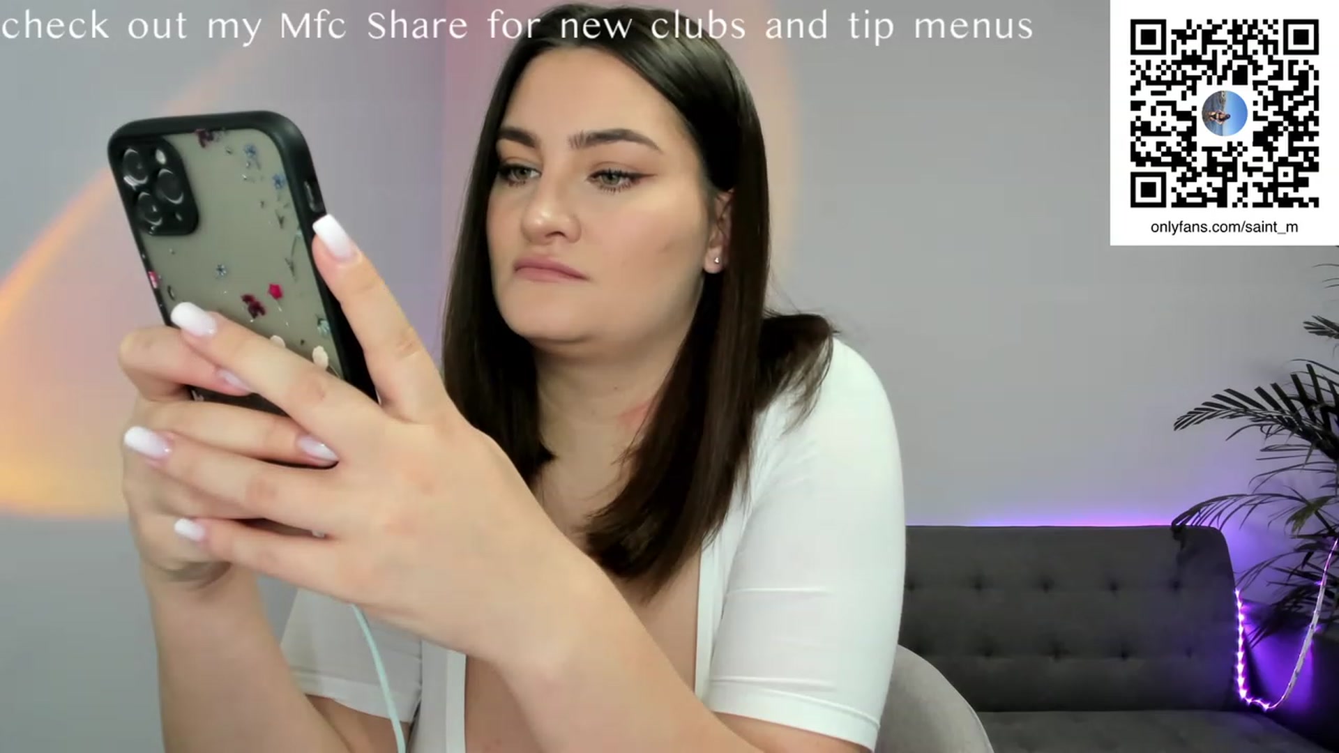 Gallery image thumbnail from SAINT_M's myfreecams stream on, 11/10/2023, 22:19 image 16 of 20