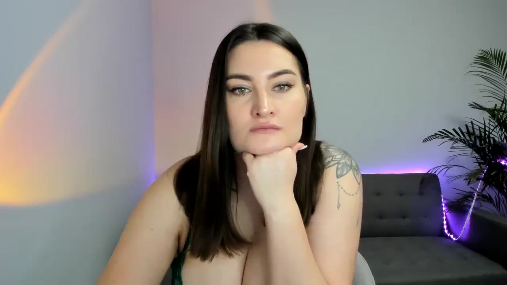 Gallery image thumbnail from SAINT_M's myfreecams stream on, 11/19/2023, 24:53 image 9 of 20