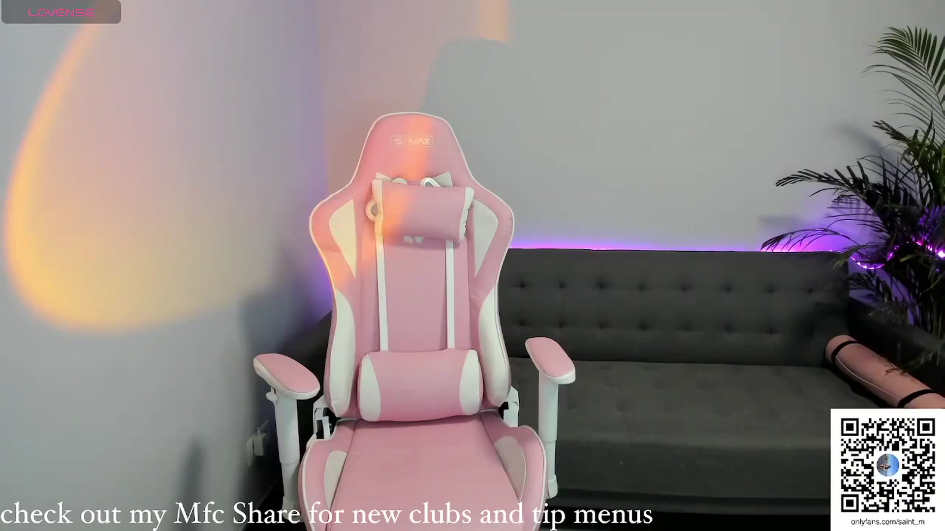 Gallery image thumbnail from SAINT_M's myfreecams stream on, 12/27/2023, 01:15 image 8 of 20
