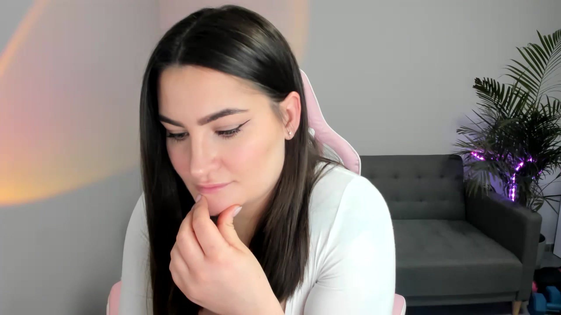 Gallery image thumbnail from SAINT_M's myfreecams stream on, 01/08/2024, 22:42 image 17 of 20