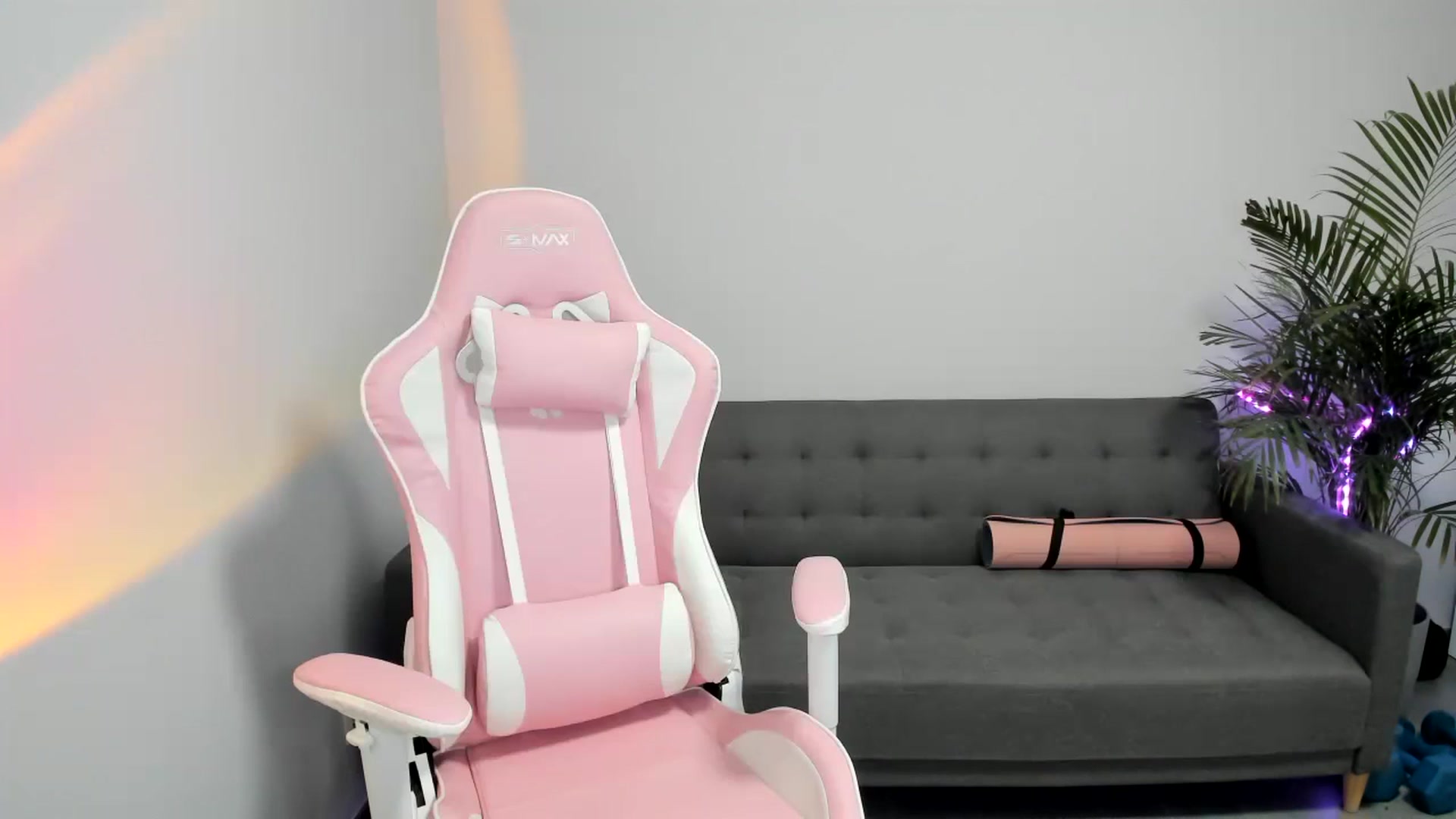 Gallery image thumbnail from SAINT_M's myfreecams stream on, 01/12/2024, 24:03 image 3 of 20