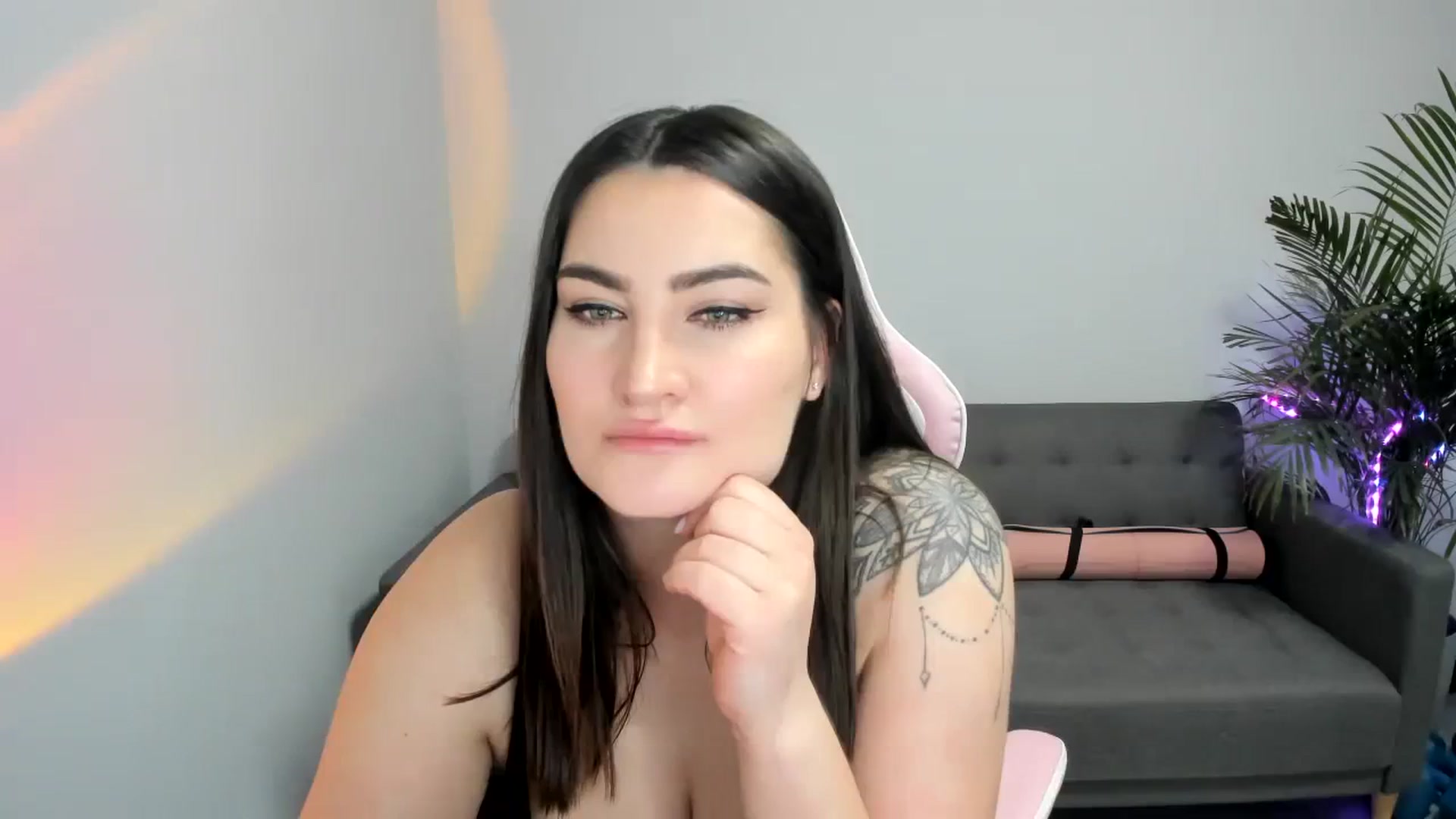 Gallery image thumbnail from SAINT_M's myfreecams stream on, 01/12/2024, 24:03 image 17 of 20
