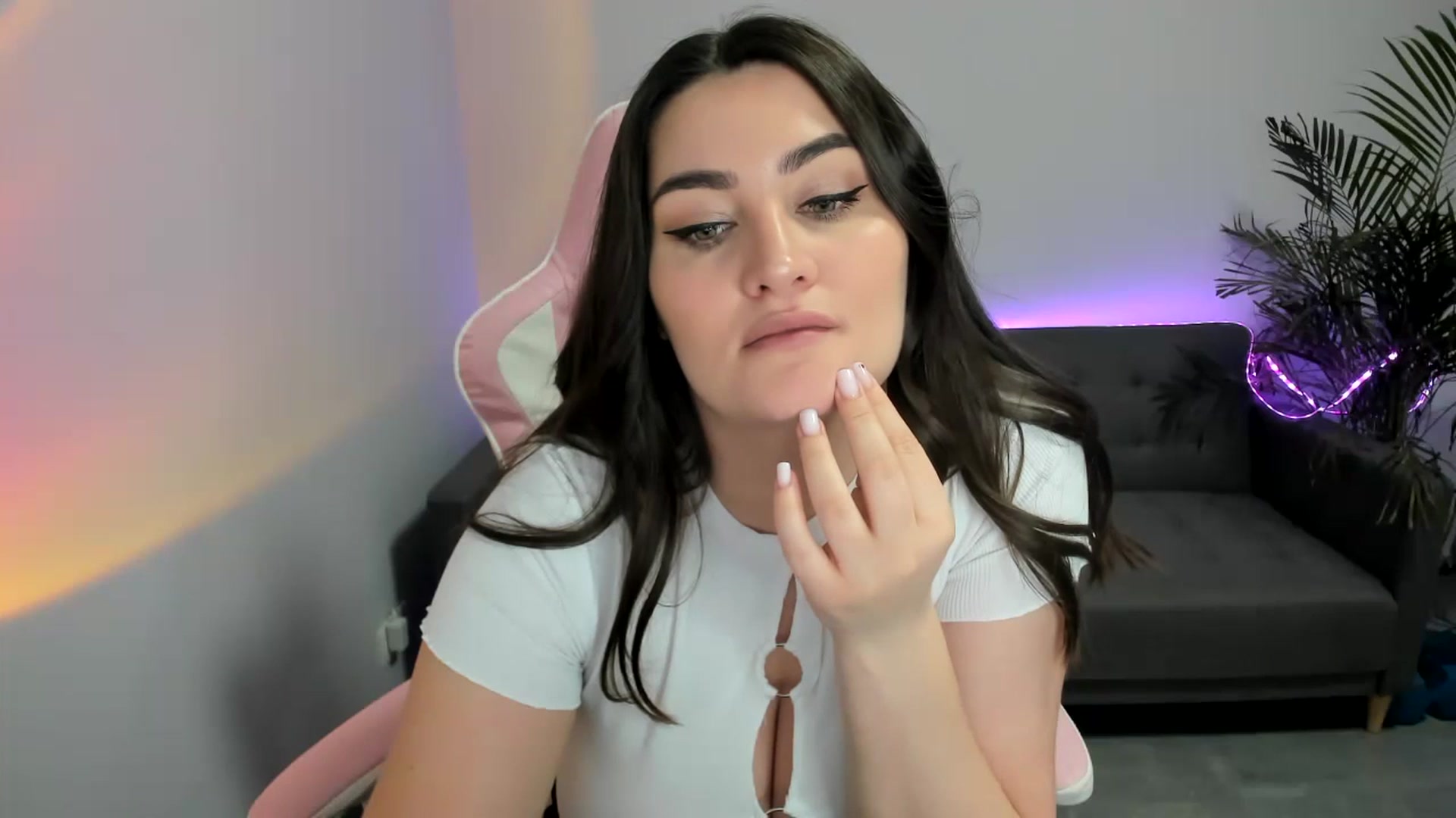 Gallery image thumbnail from SAINT_M's myfreecams stream on, 02/13/2024, 01:34 image 17 of 20