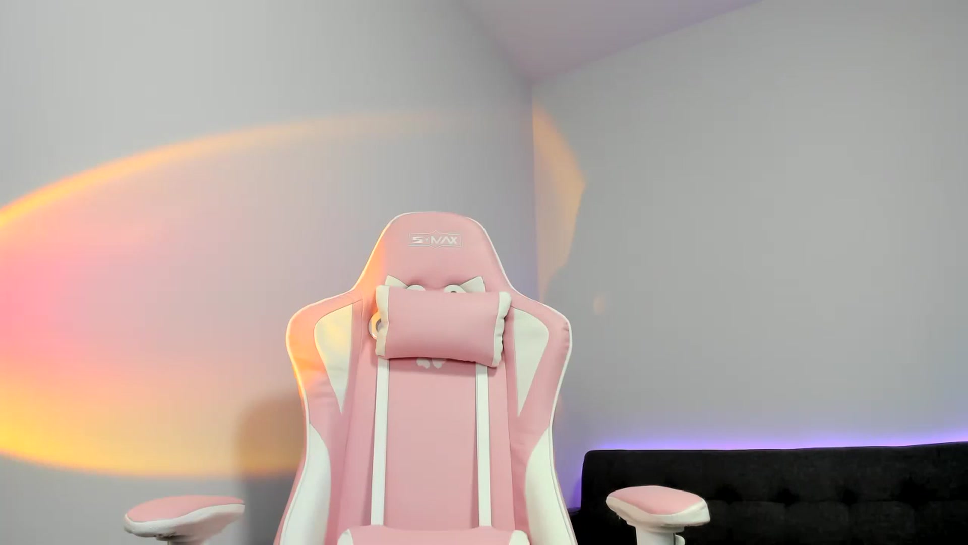 Gallery image thumbnail from SAINT_M's myfreecams stream on, 02/13/2024, 01:34 image 7 of 20