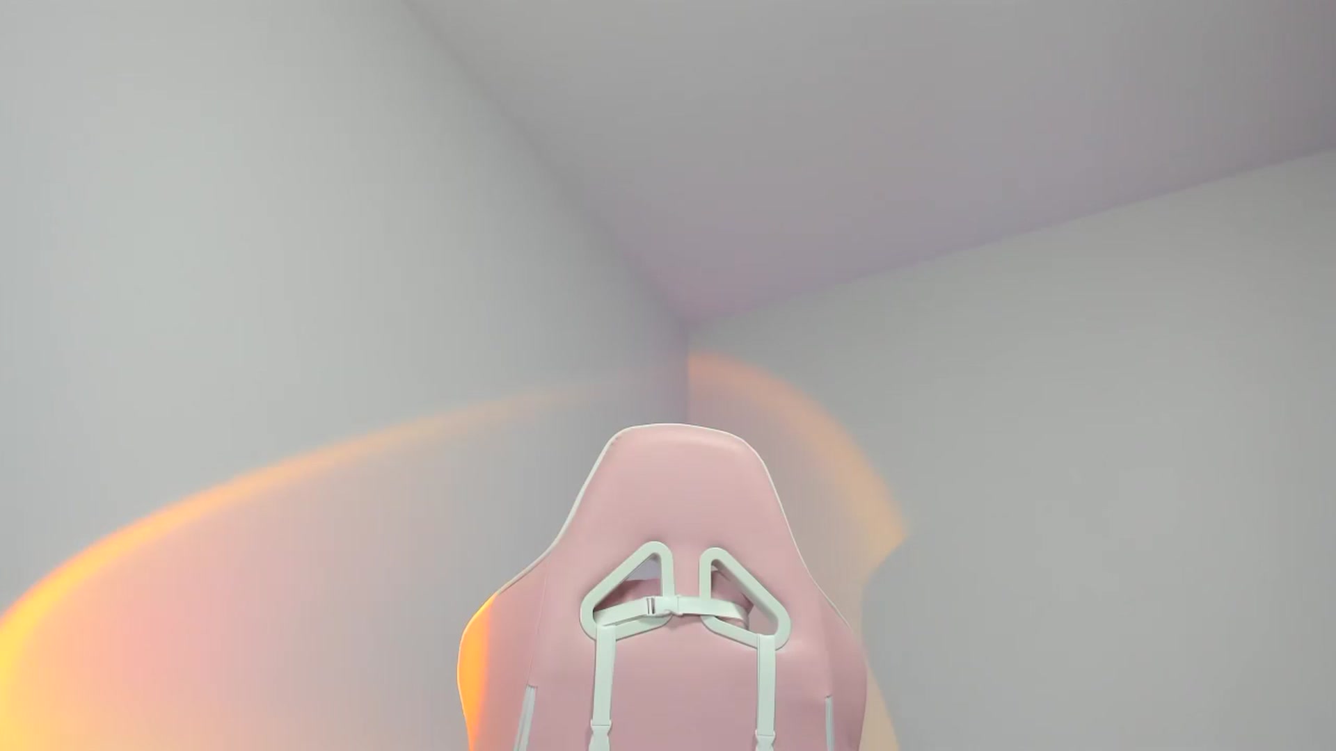 Gallery image thumbnail from SAINT_M's myfreecams stream on, 02/20/2024, 21:45 image 17 of 20