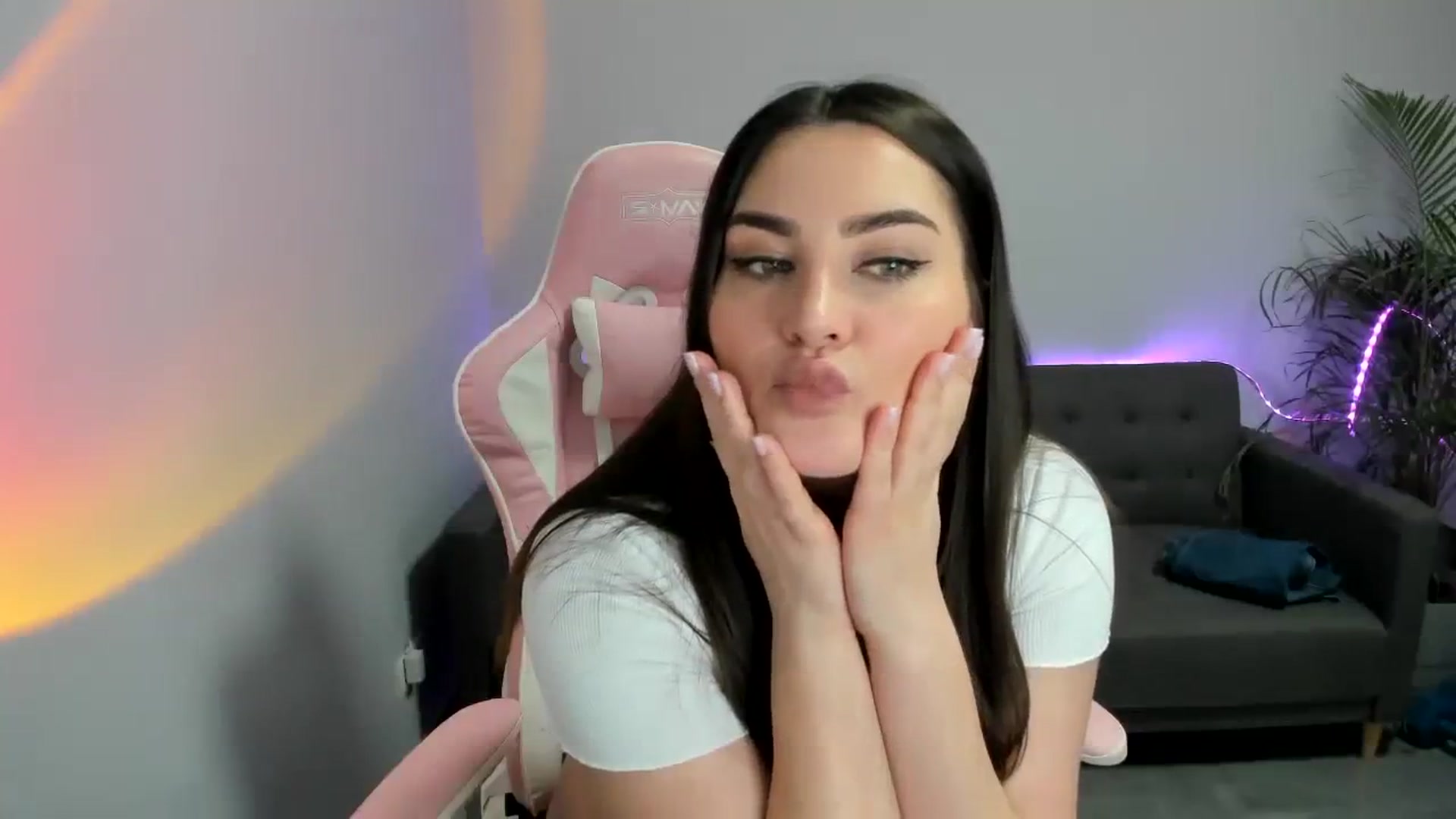 Gallery image thumbnail from SAINT_M's myfreecams stream on, 02/28/2024, 24:23 image 2 of 20