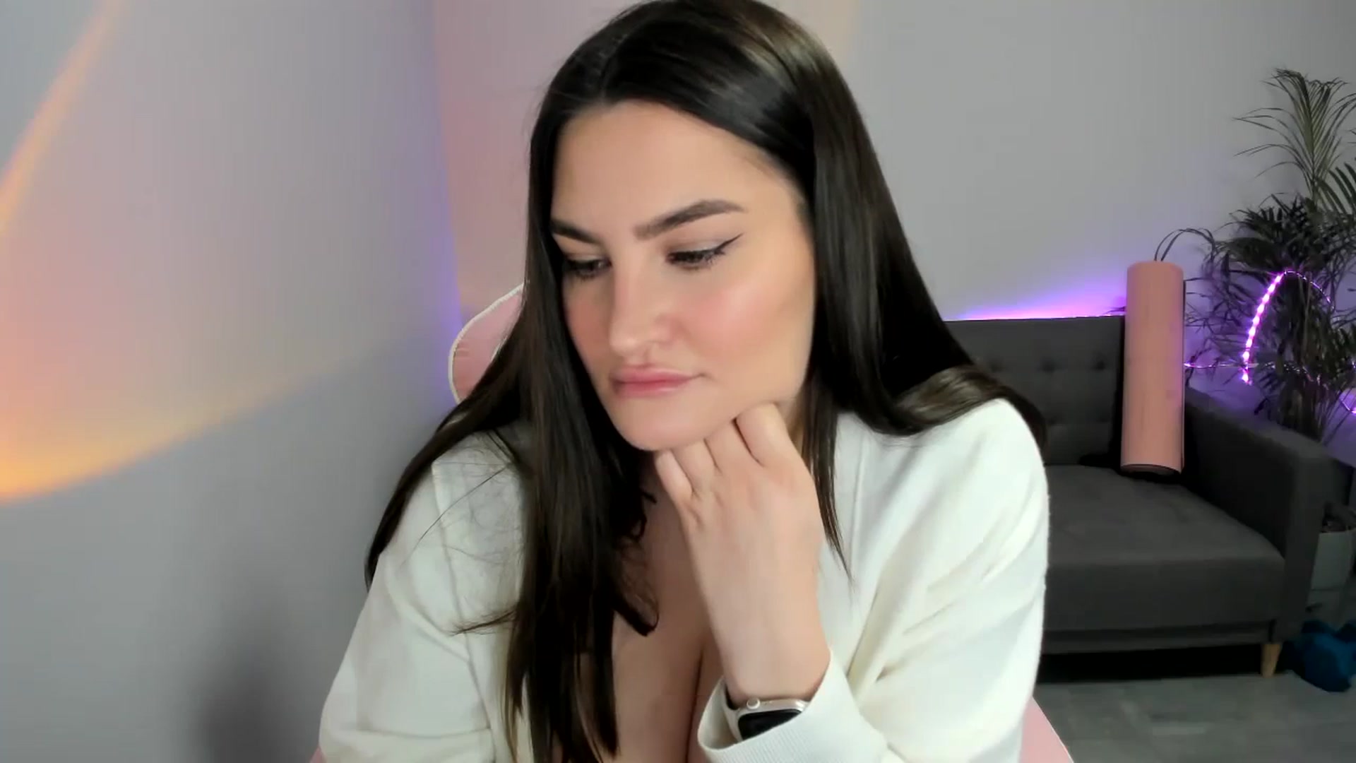Gallery image thumbnail from SAINT_M's myfreecams stream on, 03/06/2024, 23:46 image 13 of 20