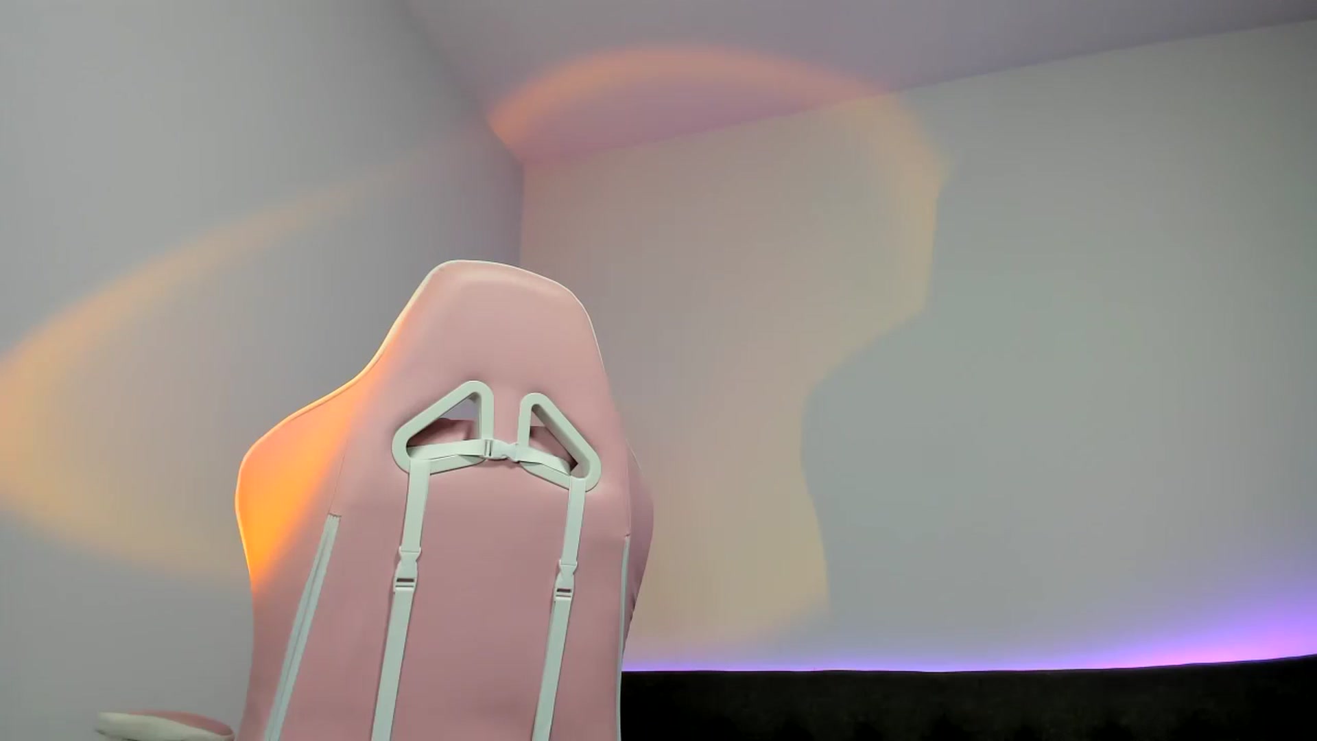 Gallery image thumbnail from SAINT_M's myfreecams stream on, 03/14/2024, 24:36 image 12 of 20