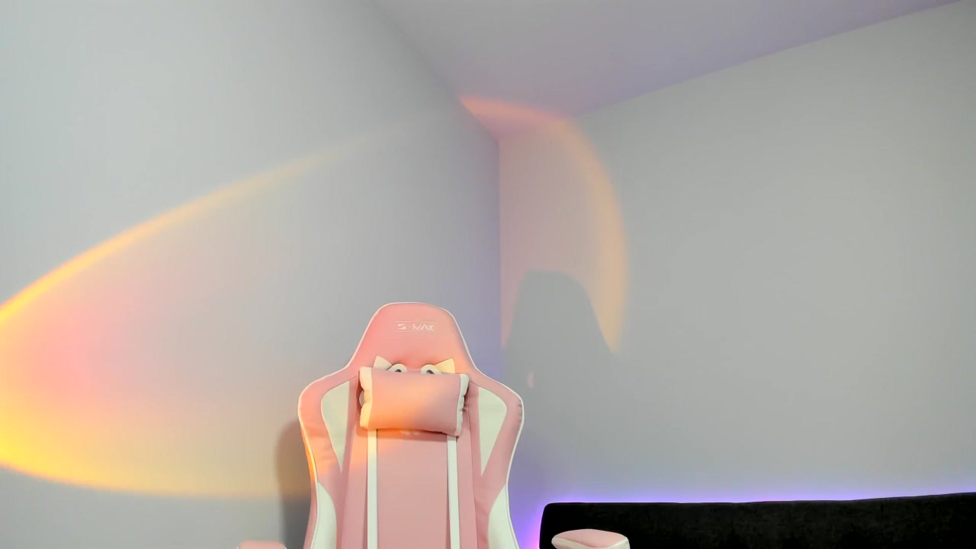 Gallery image thumbnail from SAINT_M's myfreecams stream on, 03/15/2024, 22:59 image 18 of 20