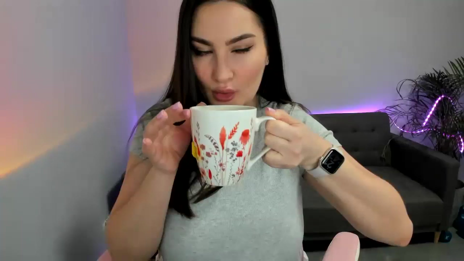 Gallery image thumbnail from SAINT_M's myfreecams stream on, 03/18/2024, 22:54 image 1 of 20