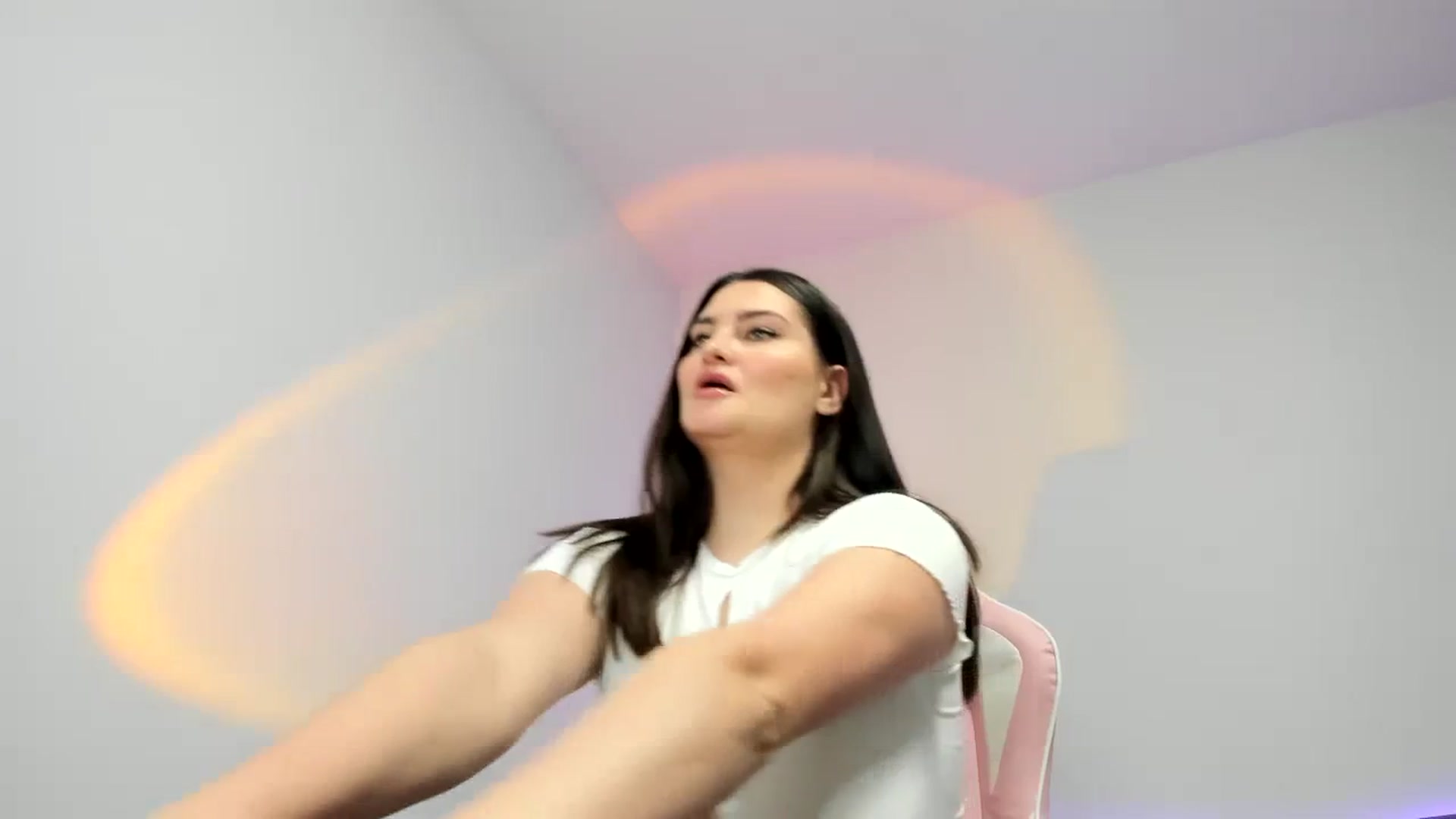 Gallery image thumbnail from SAINT_M's myfreecams stream on, 03/20/2024, 22:00 image 14 of 20