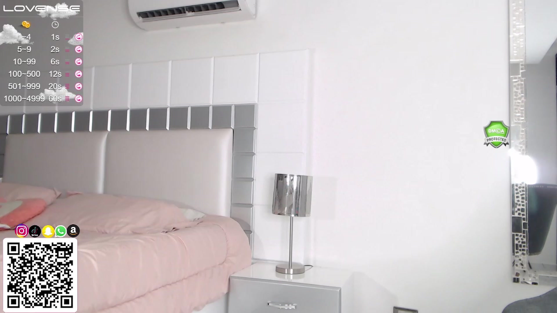 Gallery image thumbnail from SARIDETHOT's myfreecams stream on, 11/27/2022, 03:26 image 8 of 20