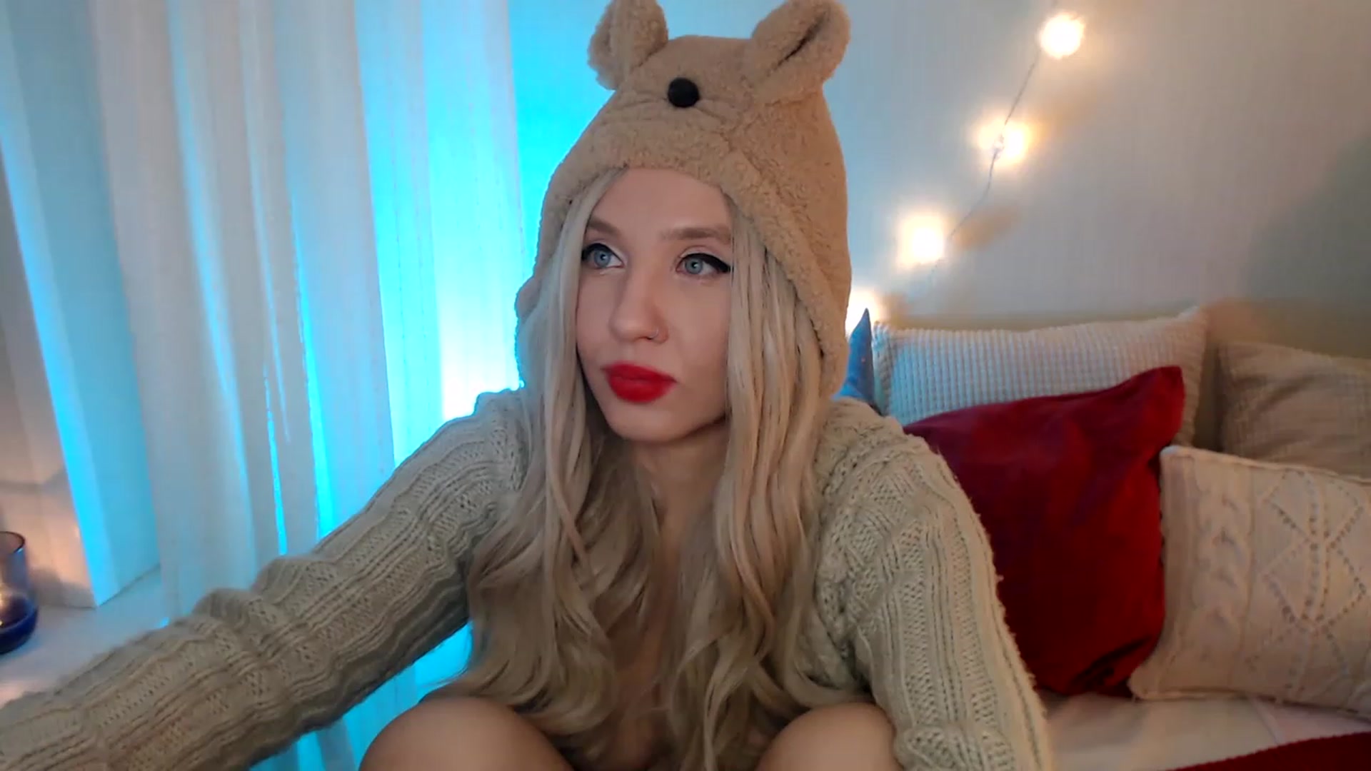 Gallery image thumbnail from SASHA_SHOKI's myfreecams stream on, 11/15/2022, 19:48 image 14 of 20