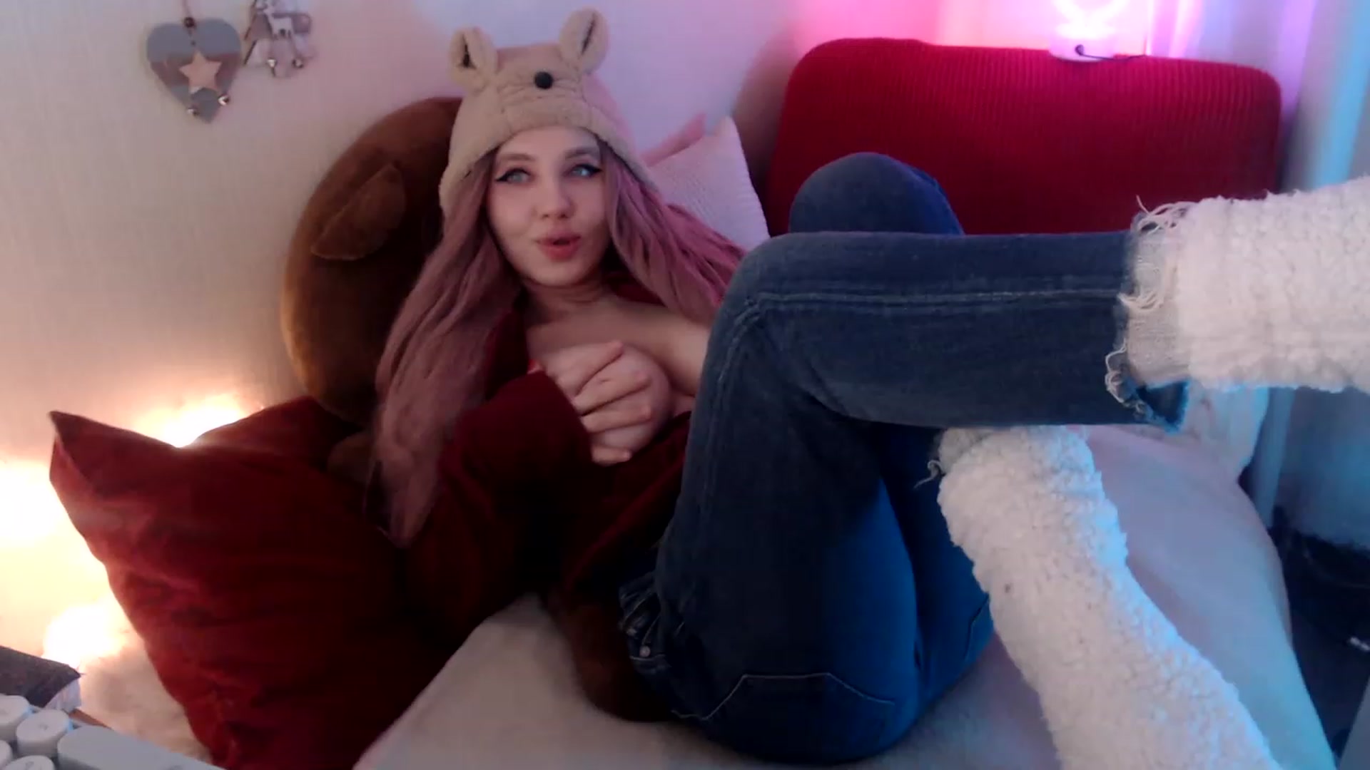 Gallery image thumbnail from SASHA_SHOKI's myfreecams stream on, 11/19/2022, 18:47 image 12 of 20