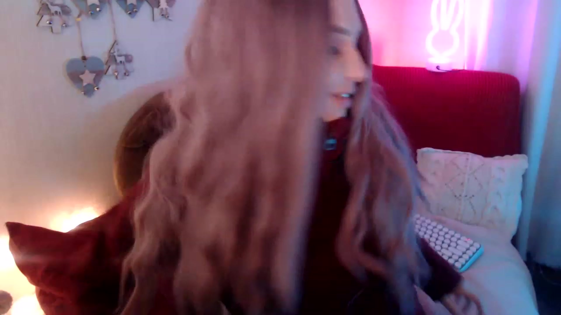 Gallery image thumbnail from SASHA_SHOKI's myfreecams stream on, 11/19/2022, 18:47 image 16 of 20